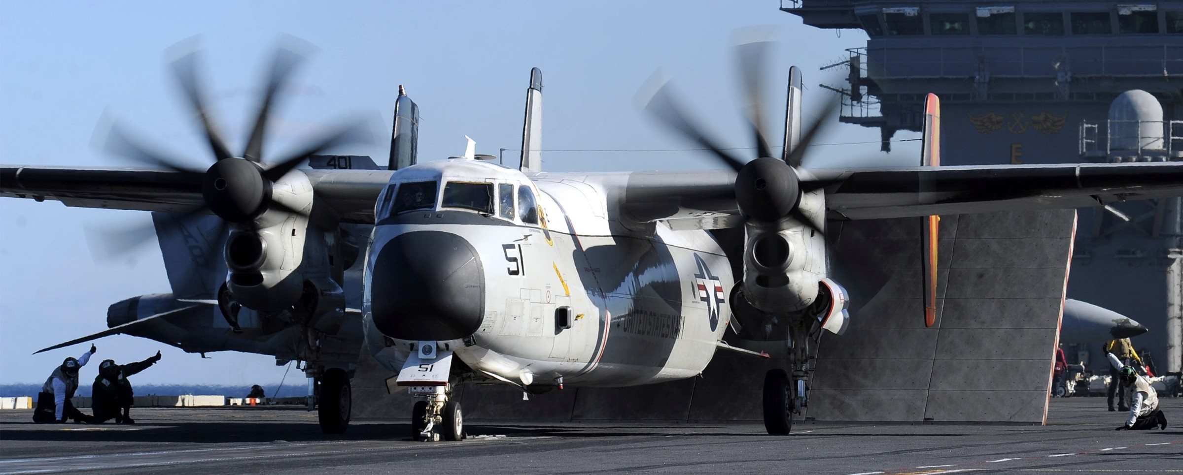 vrc-40 rawhides fleet logistics support squadron flelogsupron us navy grumman c-2a greyhound uss harry s. truman cvn-75 78