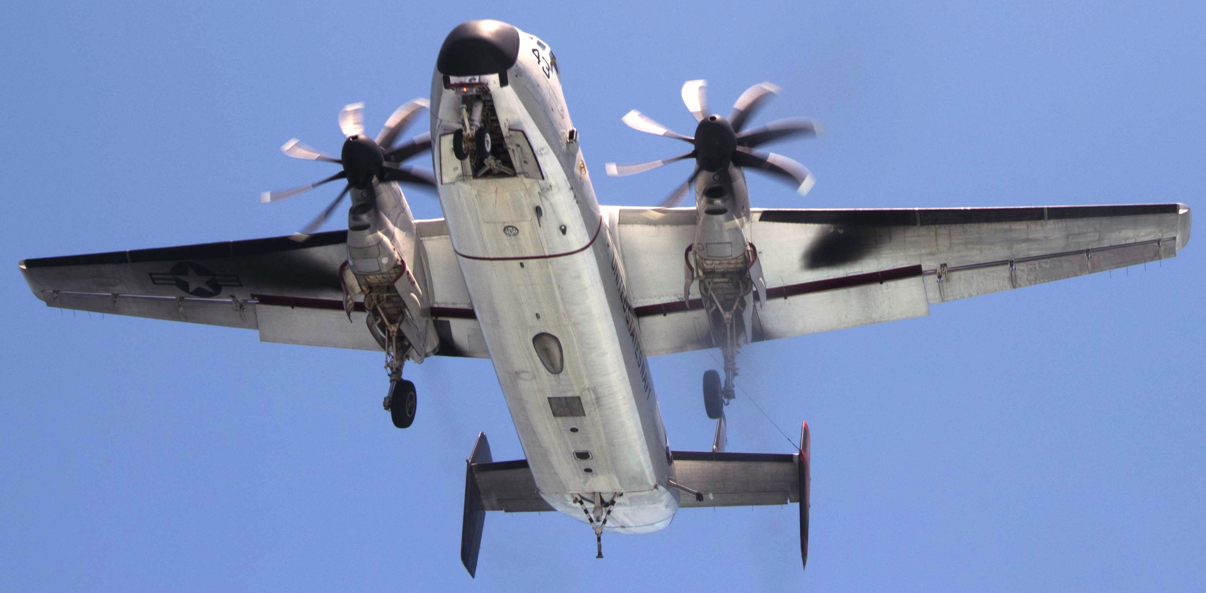 vrc-40 rawhides fleet logistics support squadron flelogsupron us navy grumman c-2a greyhound uss dwight d. eisenhower cvn-69 88