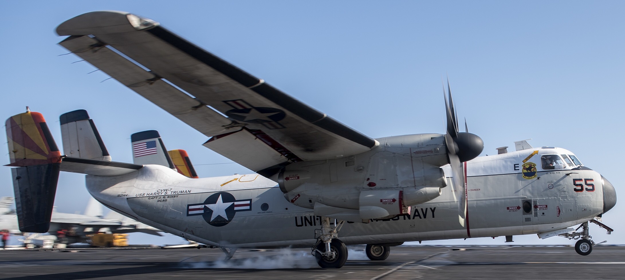 vrc-40 rawhides fleet logistics support squadron flelogsupron us navy grumman c-2a greyhound uss harry s. truman cvn-75 115