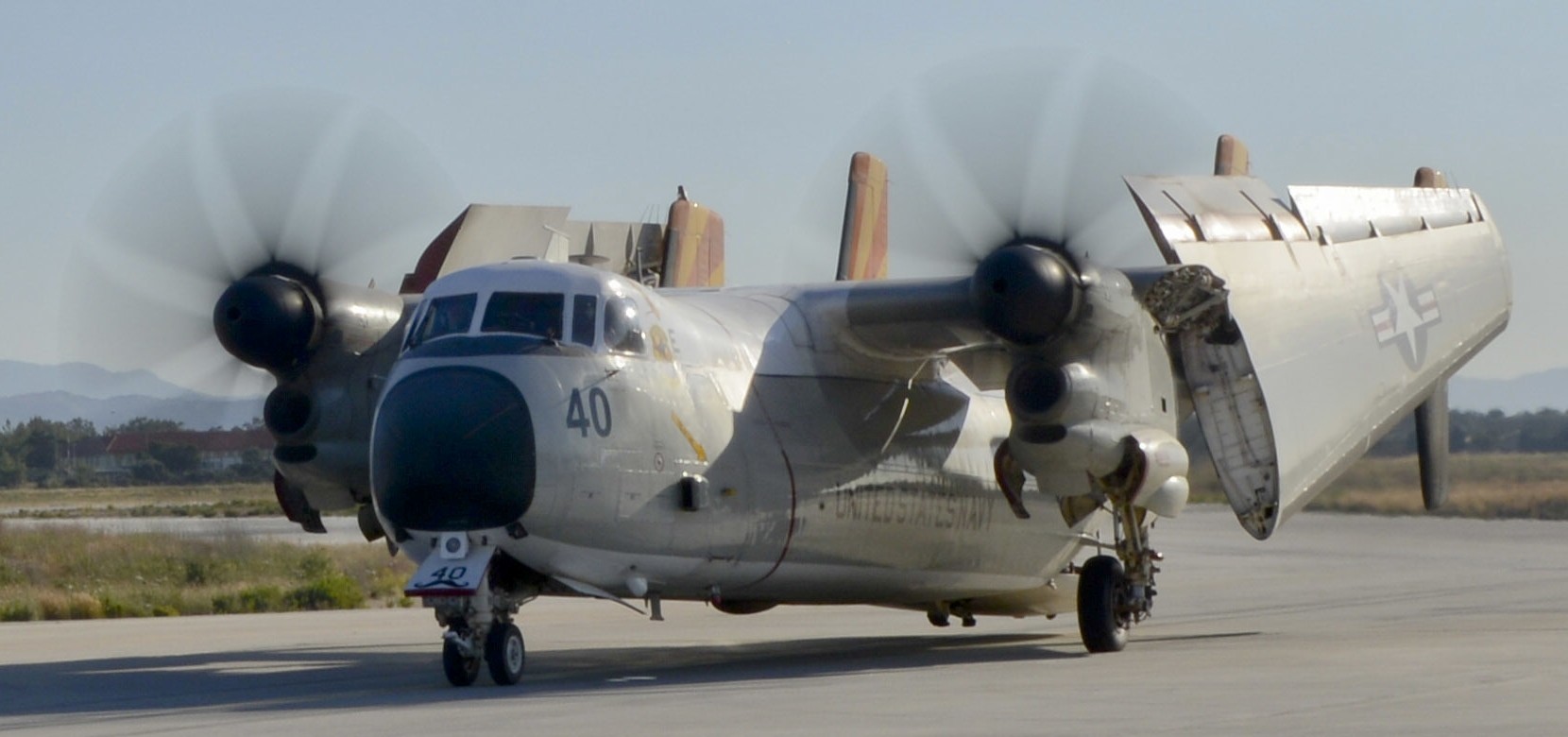 vrc-40 rawhides fleet logistics support squadron flelogsupron us navy grumman c-2a greyhound nsa souda bay greece 117