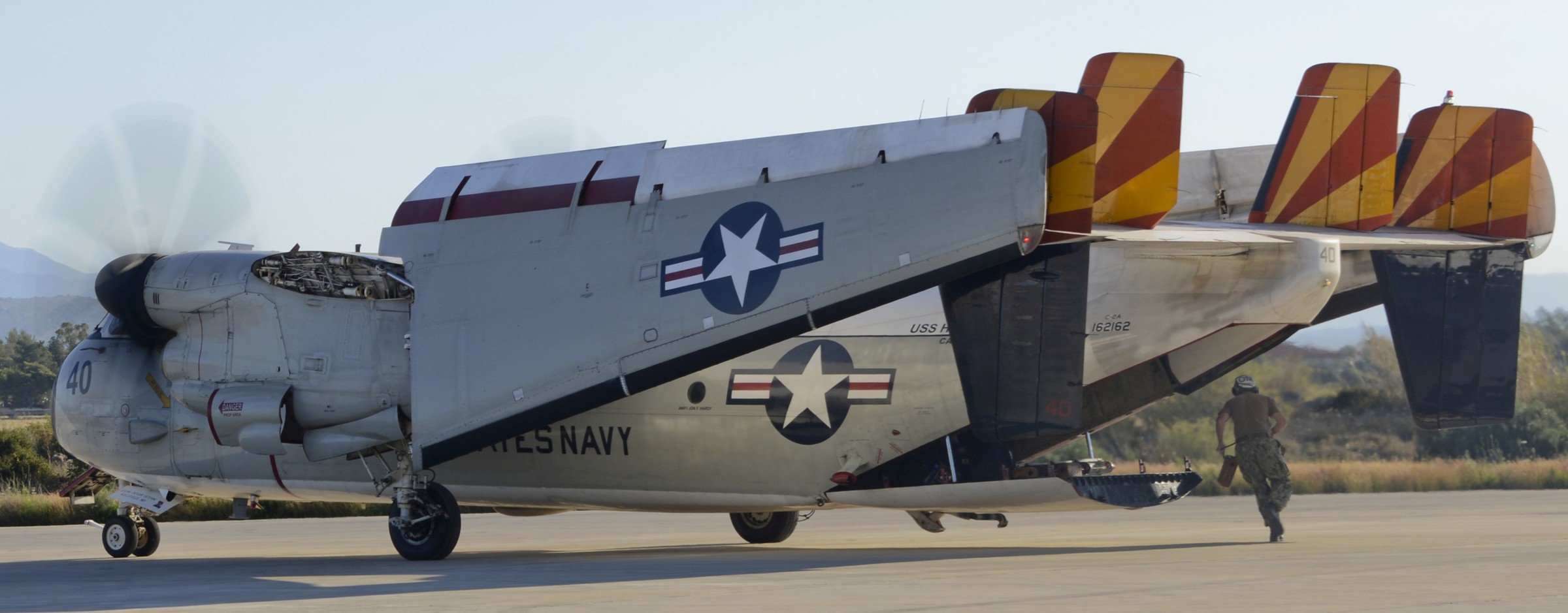 vrc-40 rawhides fleet logistics support squadron flelogsupron us navy grumman c-2a greyhound naval support activity souda bay crete greece 133