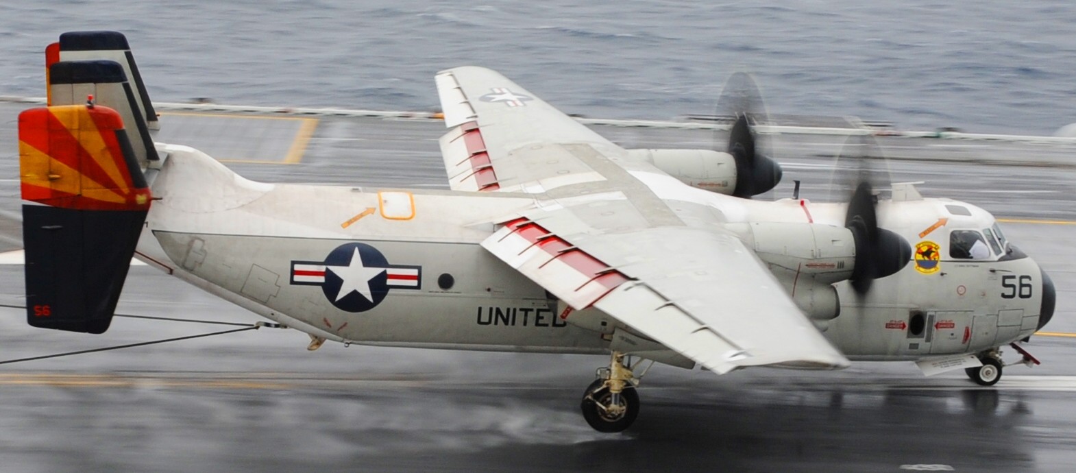 vrc-40 rawhides fleet logistics support squadron flelogsupron us navy grumman c-2a greyhound uss george h. w. bush cvn-77 152