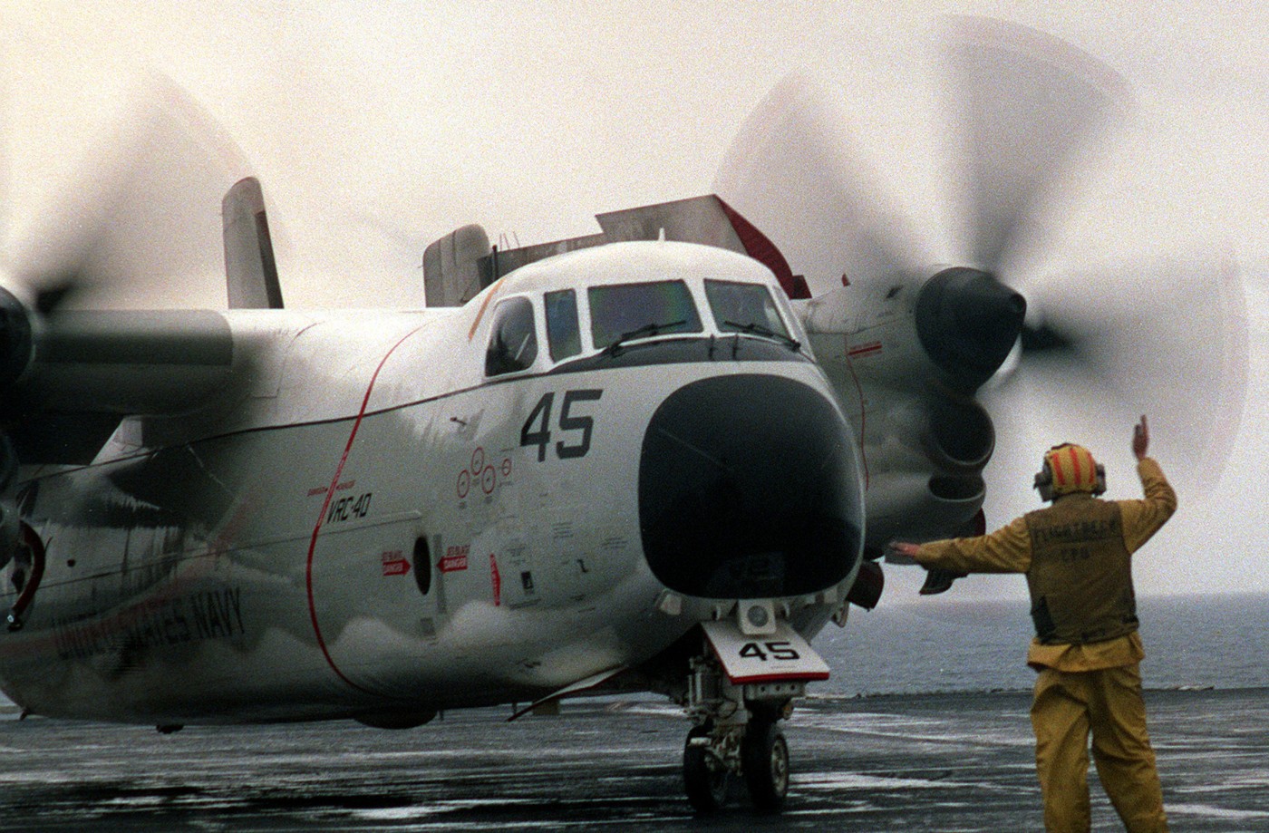 vrc-40 rawhides fleet logistics support squadron flelogsupron us navy grumman c-2a greyhound uss forrestal cv-59 288