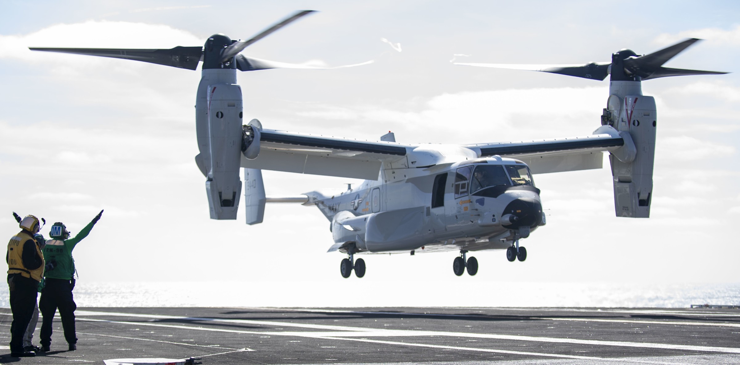 vrm-30 titans fleet logistics multi mission squadron us navy bell boeing cmv-22b osprey uss carl vinson cvn-70 06