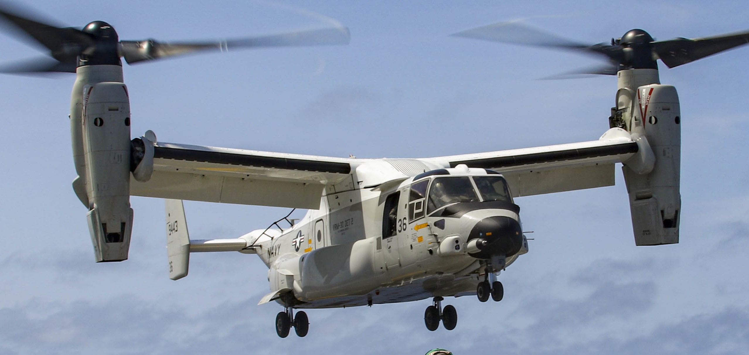 vrm-30 titans fleet logistics multi mission squadron us navy bell boeing cmv-22b osprey uss abraham lincoln cvn-72 80