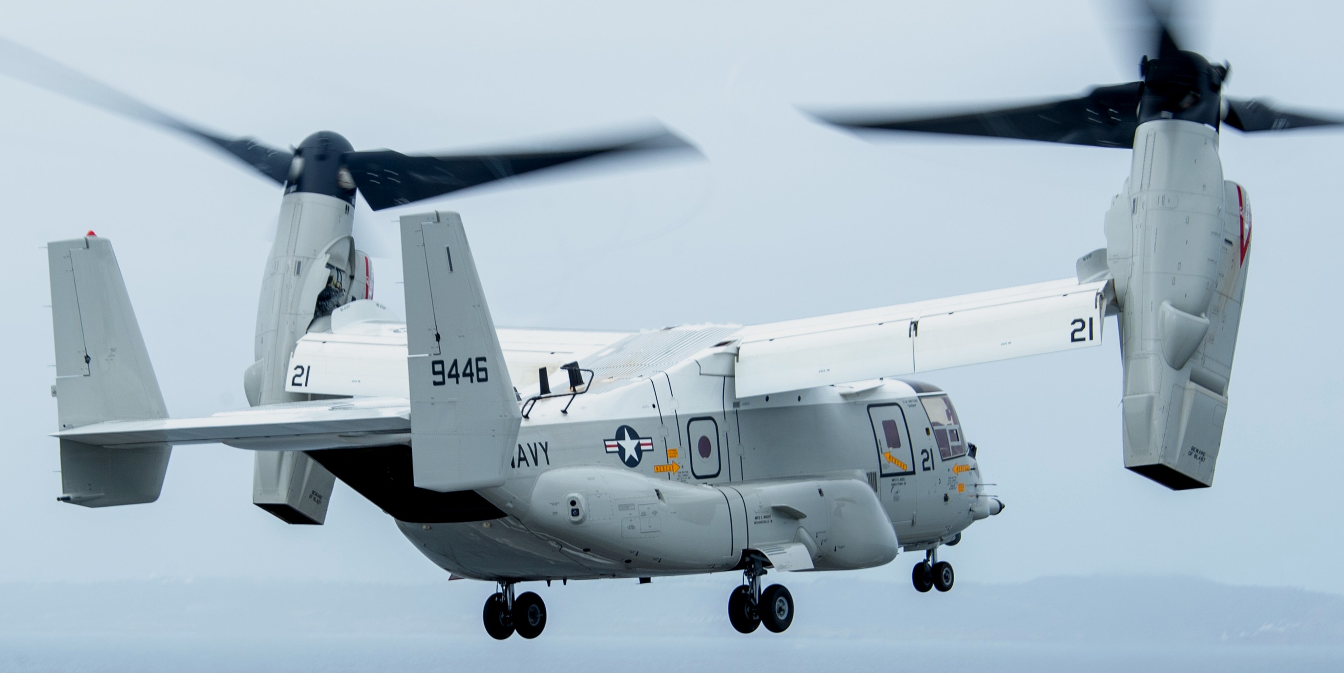 vrm-30 titans fleet logistics multi mission squadron us navy bell boeing cmv-22b osprey uss carl vinson cvn-70 83