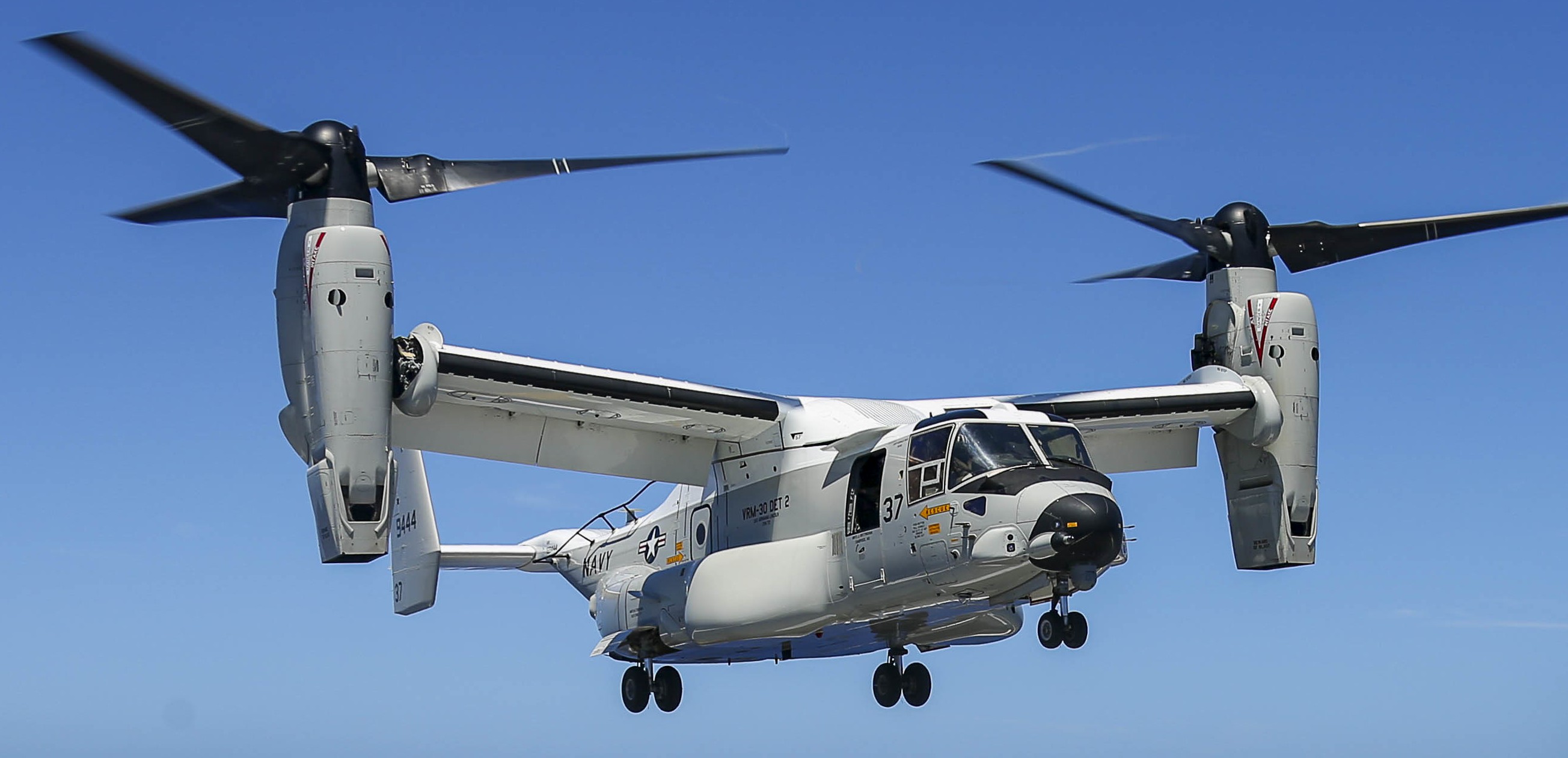 vrm-30 titans fleet logistics multi mission squadron us navy bell boeing cmv-22b osprey uss abraham lincoln cvn-72 88