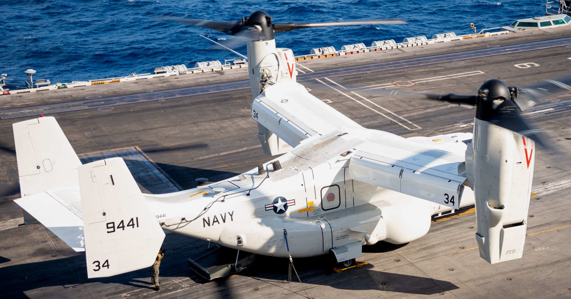 vrm-30 titans fleet logistics multi mission squadron us navy cmv-22b osprey uss carl vinson cvn-70 95