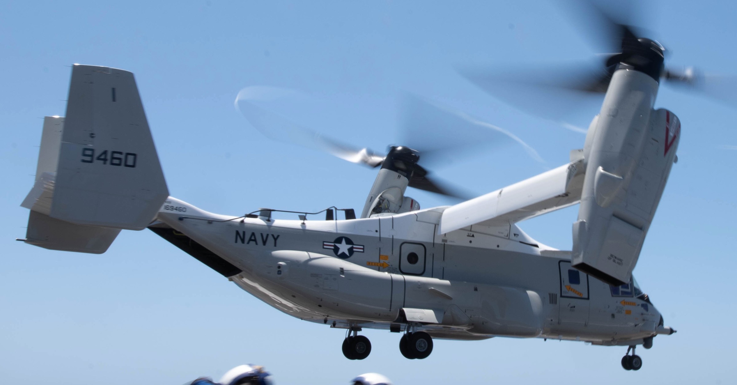 vrm-30 titans fleet logistics multi mission squadron us navy cmv-22b osprey uss theodore roosevelt 99