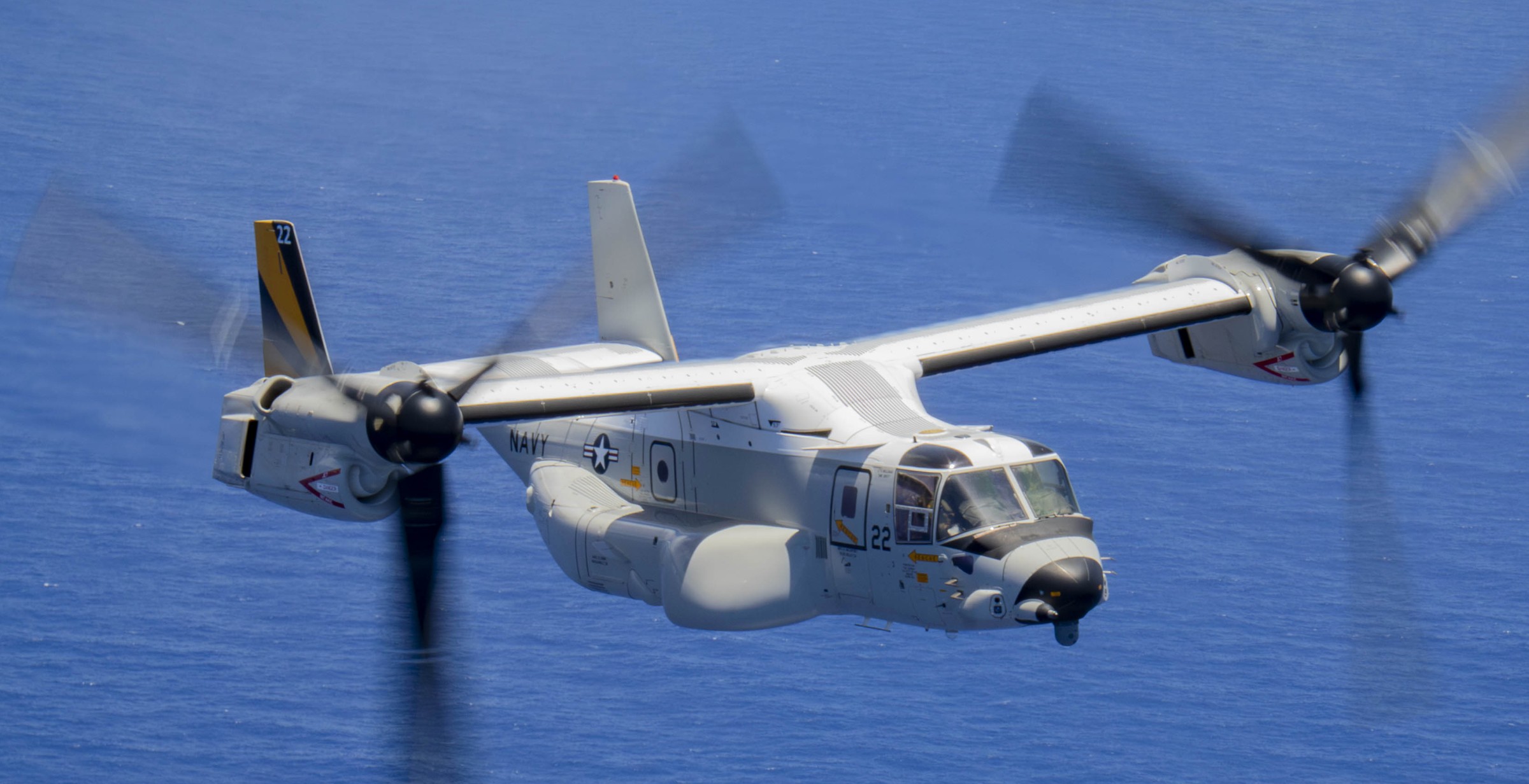 vrm-30 titans fleet logistics multi mission squadron us navy cmv-22b osprey 104