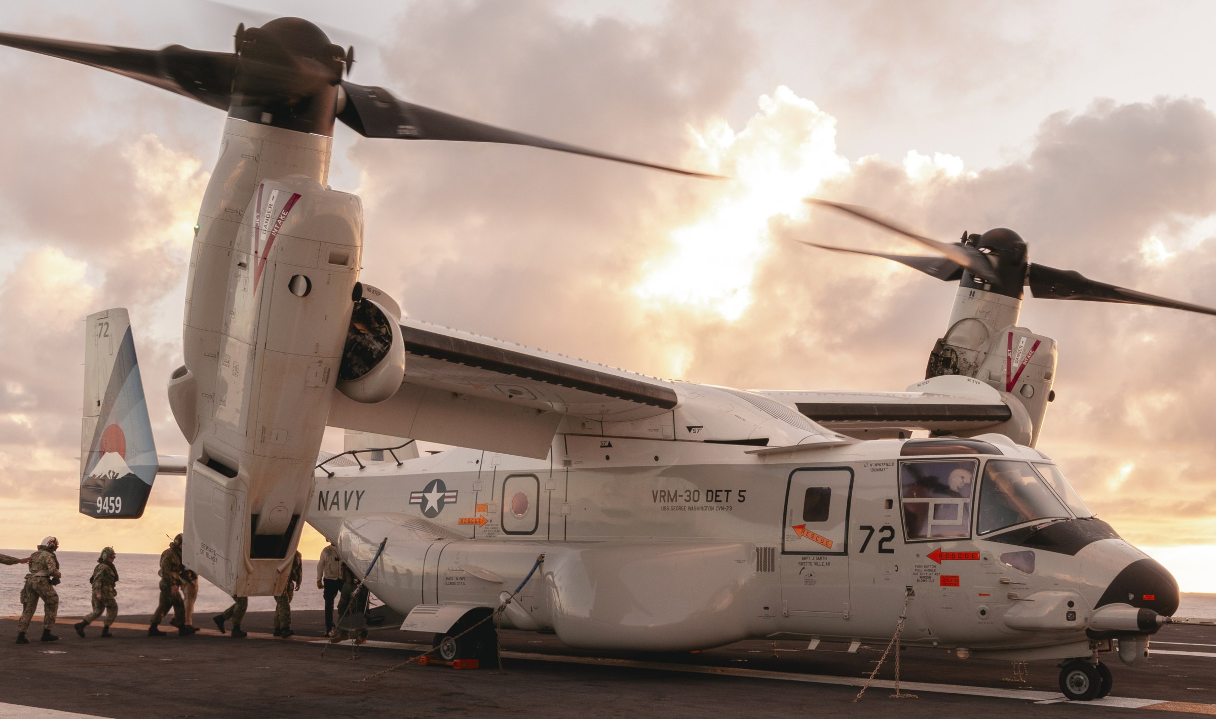 vrm-30 titans fleet logistics multi mission squadron navy cmv-22b osprey uss george washington cvn-73 152