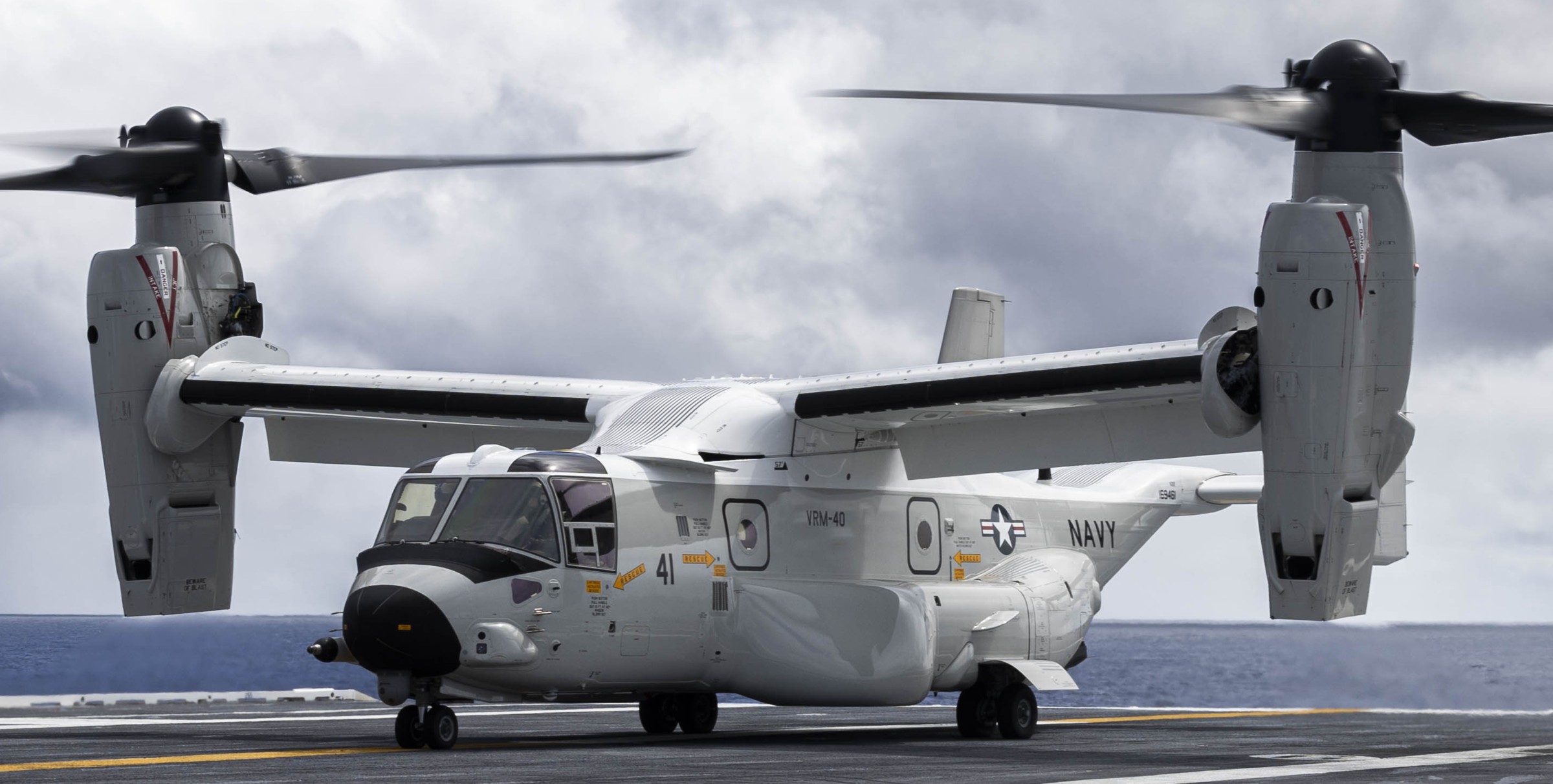 vrm-40 mighty bison fleet logistics multi mission squadron cmv-22b osprey uss gerald r. ford cvn-78 2024 16