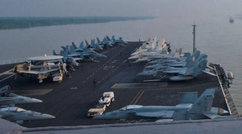 cvw-17 carrier air wing uss carl vinson cvn 70 port klang