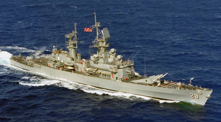 USS Wainwright CG 28 - Belknap class guided missile cruiser - US Navy 1992
