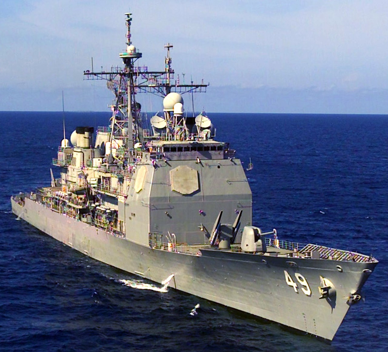 cg-49 uss vincennes ticonderoga class guided missile cruiser aegis exercise carat thailand 04