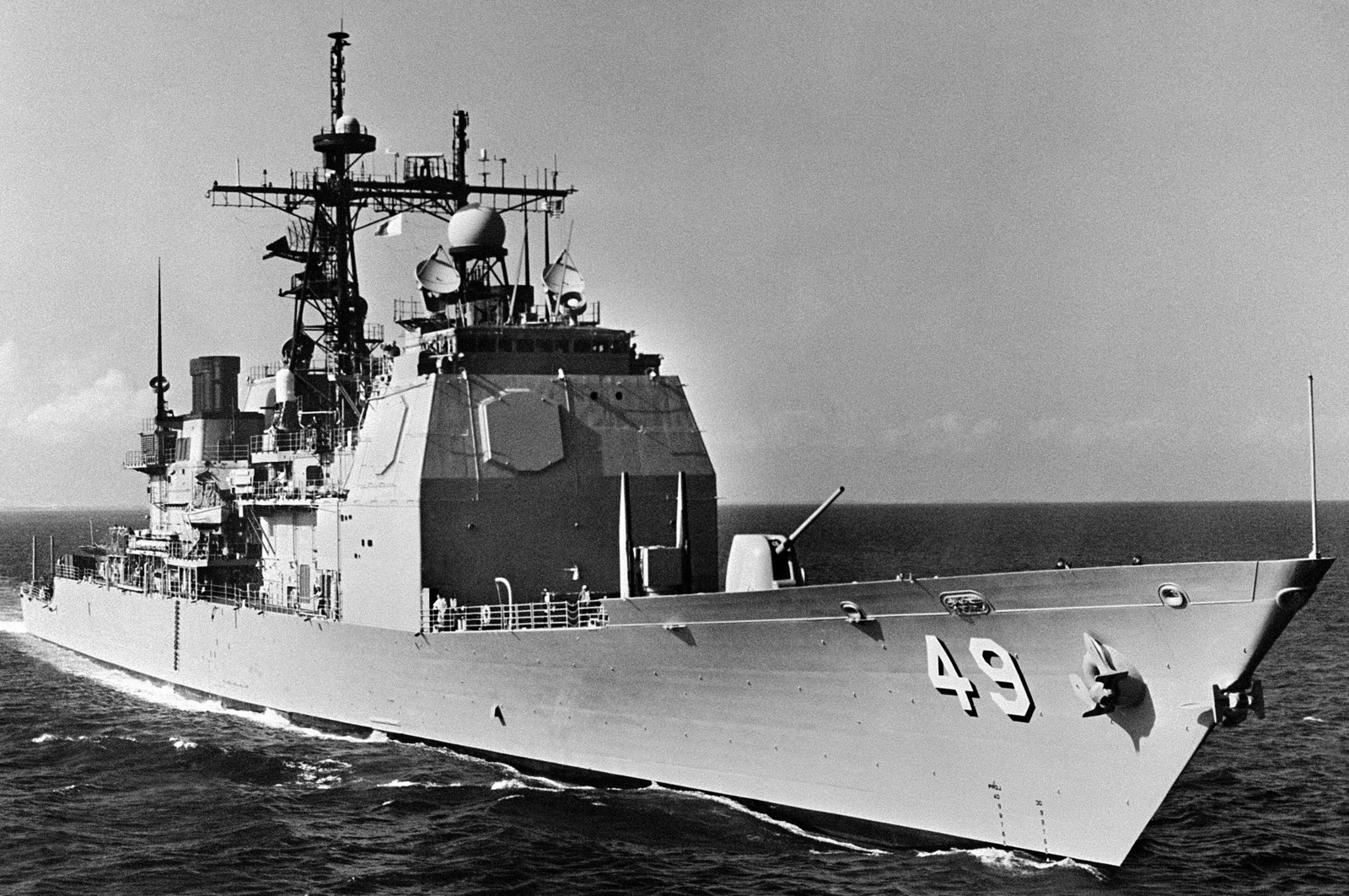 cg-49 uss vincennes ticonderoga class guided missile cruiser aegis us navy 34
