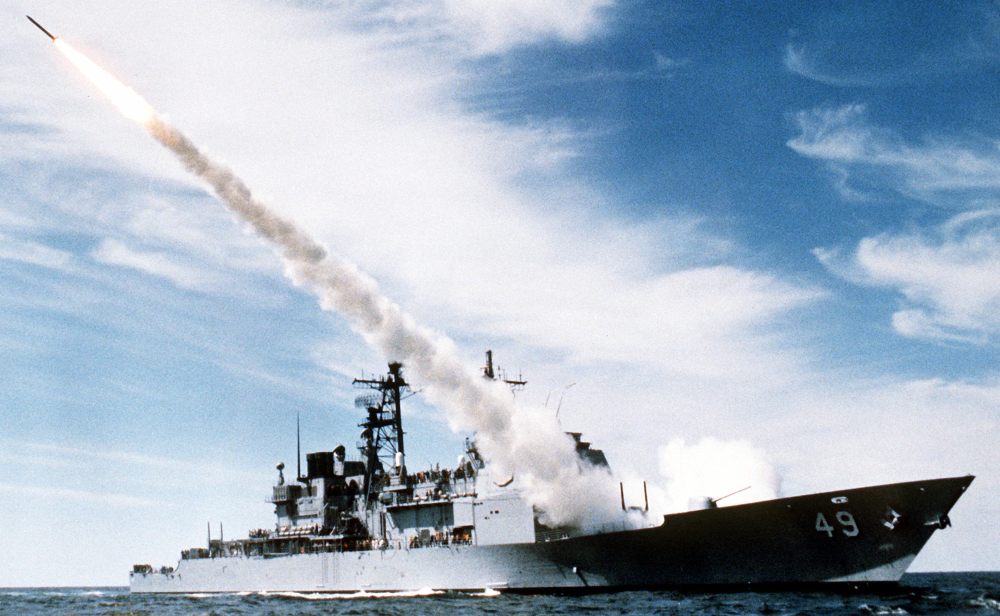 cg-49 uss vincennes ticonderoga class guided missile cruiser aegis us navy rur-5 asroc 44