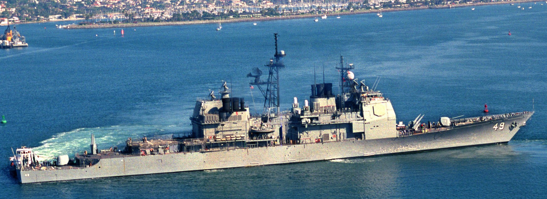 cg-49 uss vincennes ticonderoga class guided missile cruiser aegis us navy 70