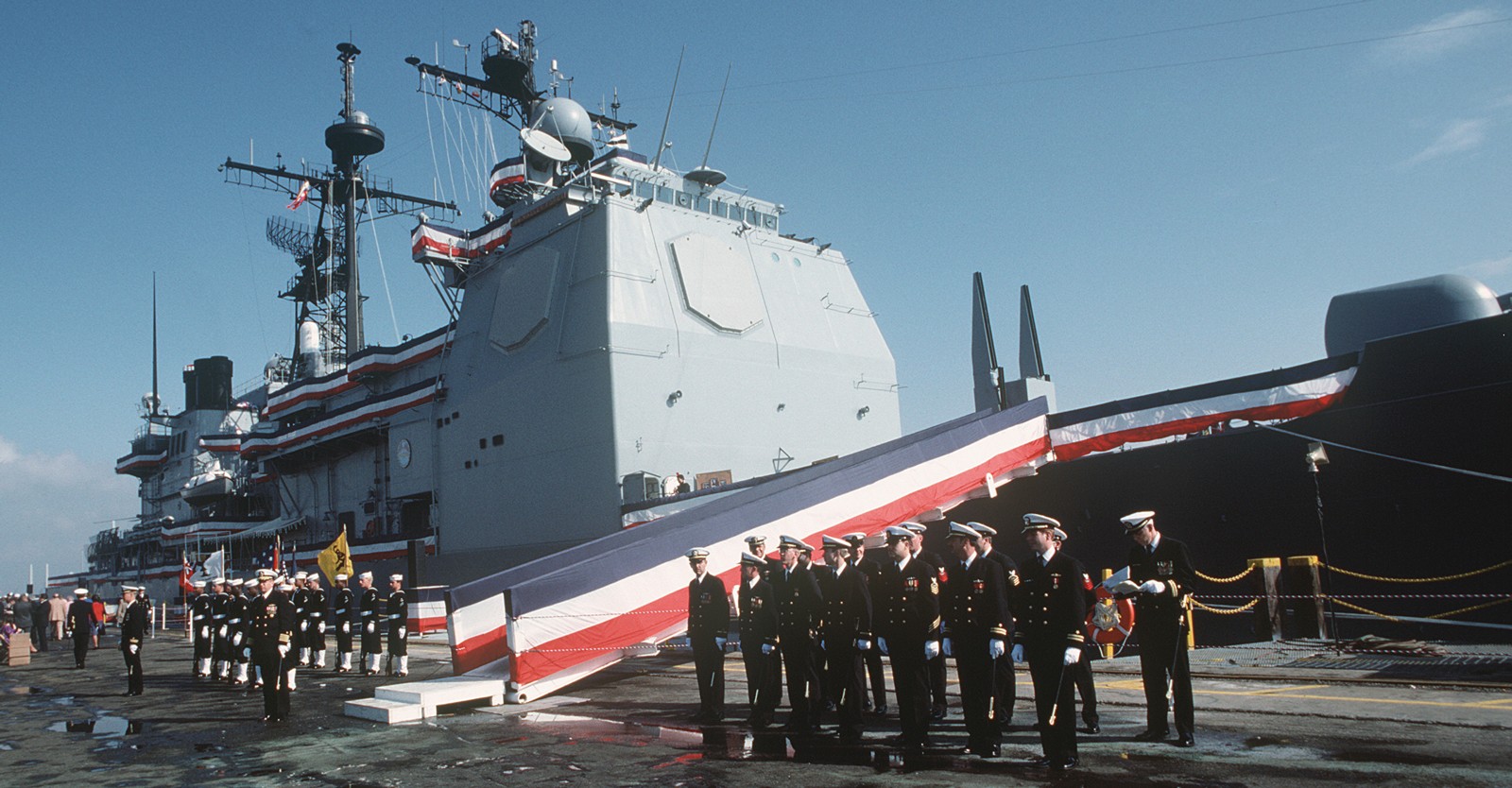 cg-50 uss valley forge ticonderoga class guided missile cruiser aegis us navy commissioning ceremony 23