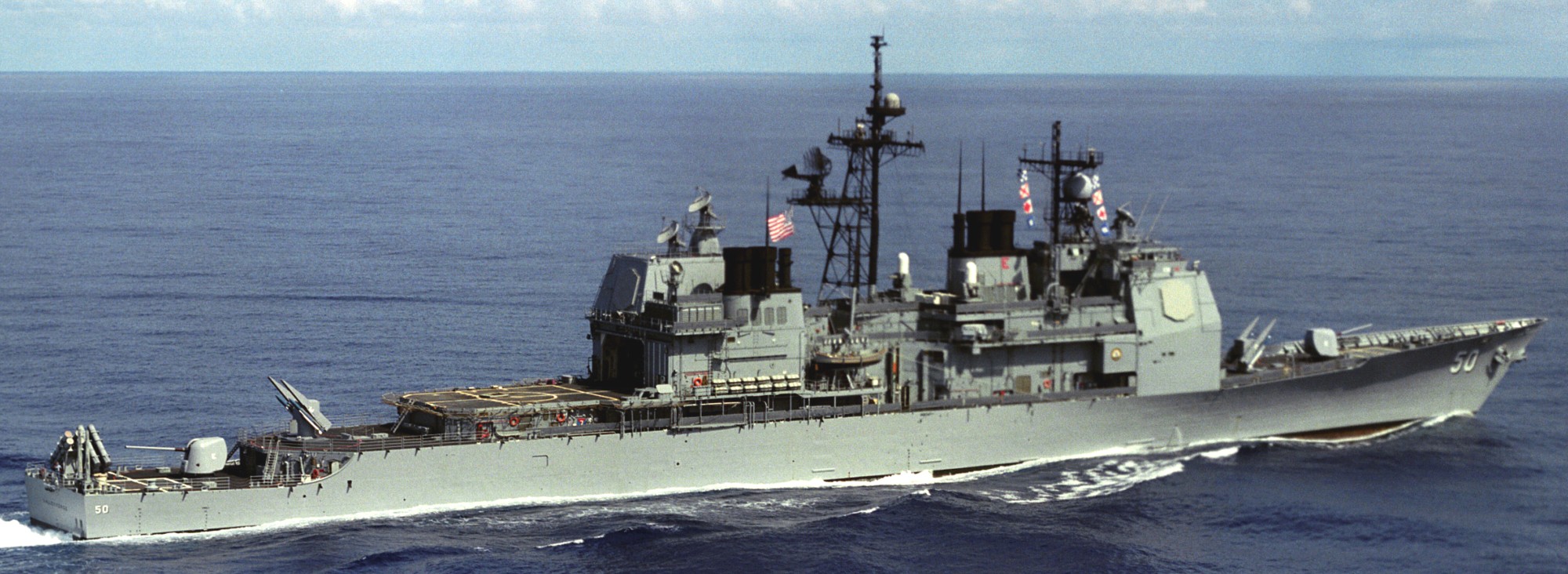 cg-50 uss valley forge ticonderoga class guided missile cruiser aegis us navy 37