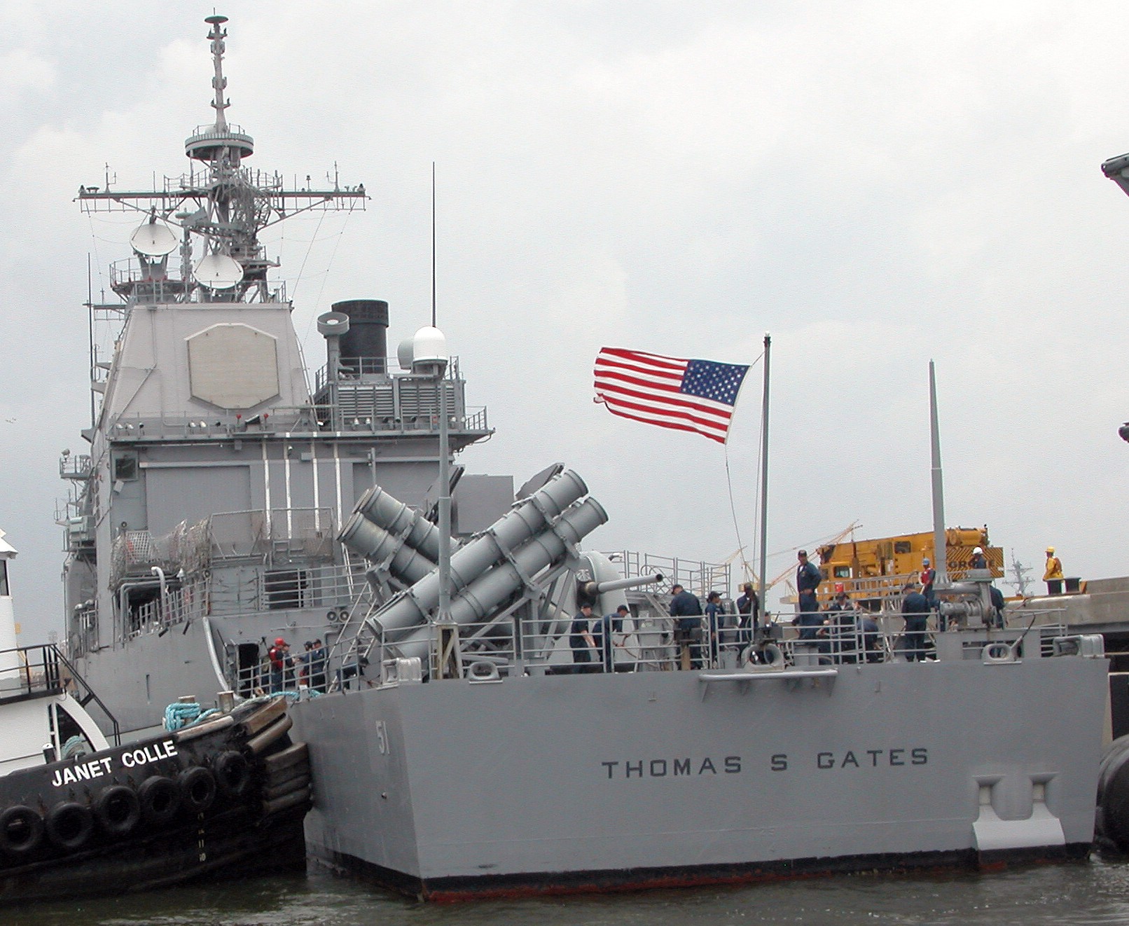 cg-51 uss thomas s. gates ticonderoga class guided missile cruiser aegis us naval station pascagoula 07