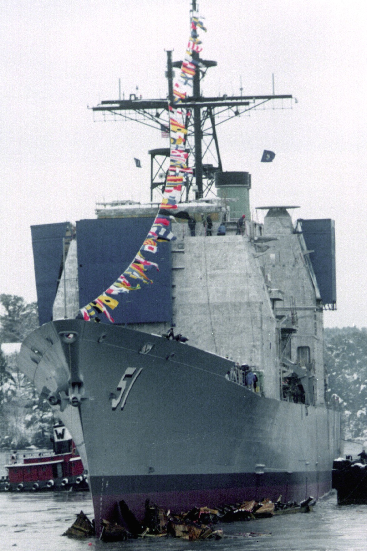 cg-51 uss thomas s. gates ticonderoga class guided missile cruiser aegis us navy bath iron works maine 21