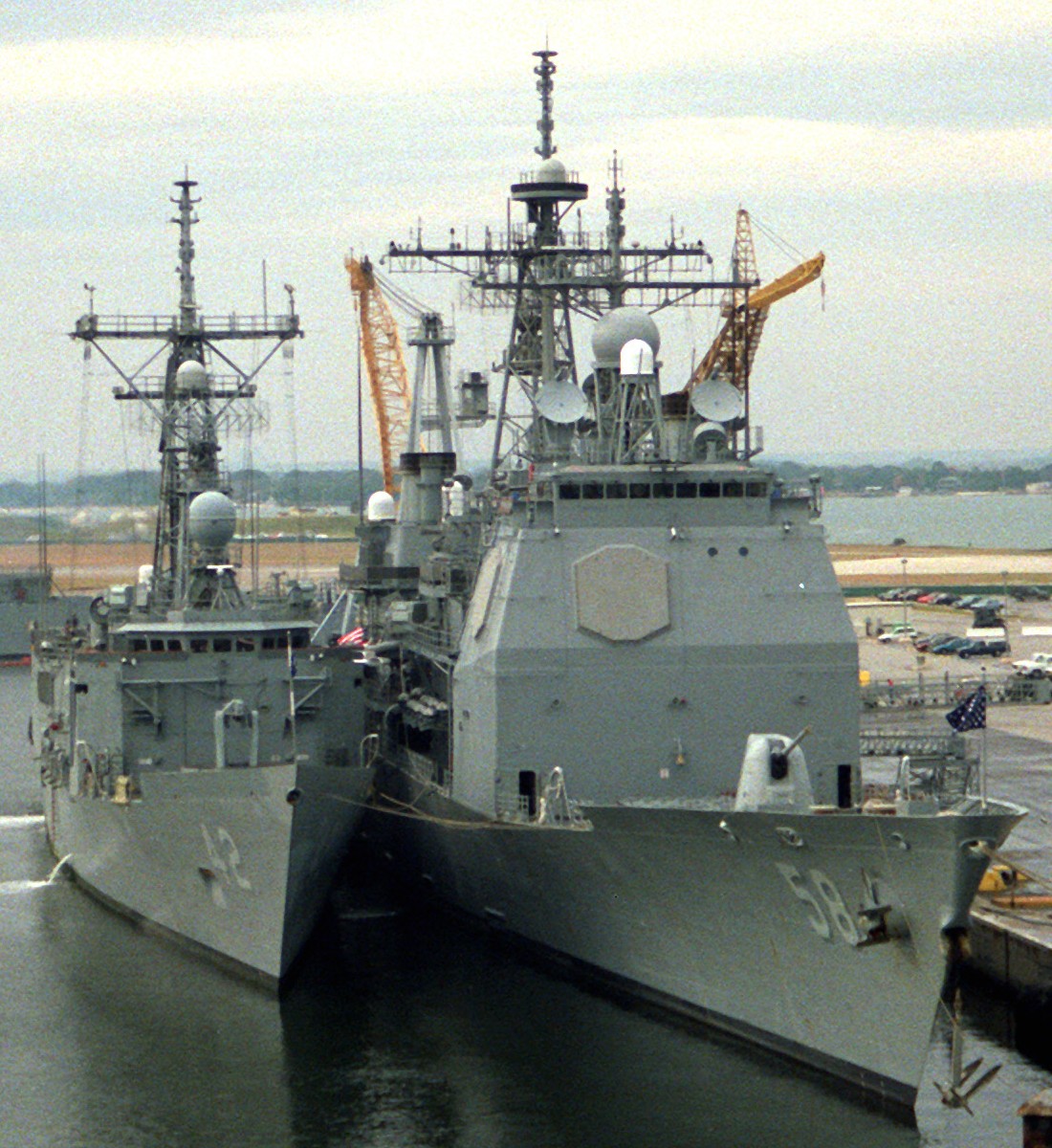 cg-58 uss philippine sea ticonderoga class guided missile cruiser aegis us navy naval station norfolk virginia 89