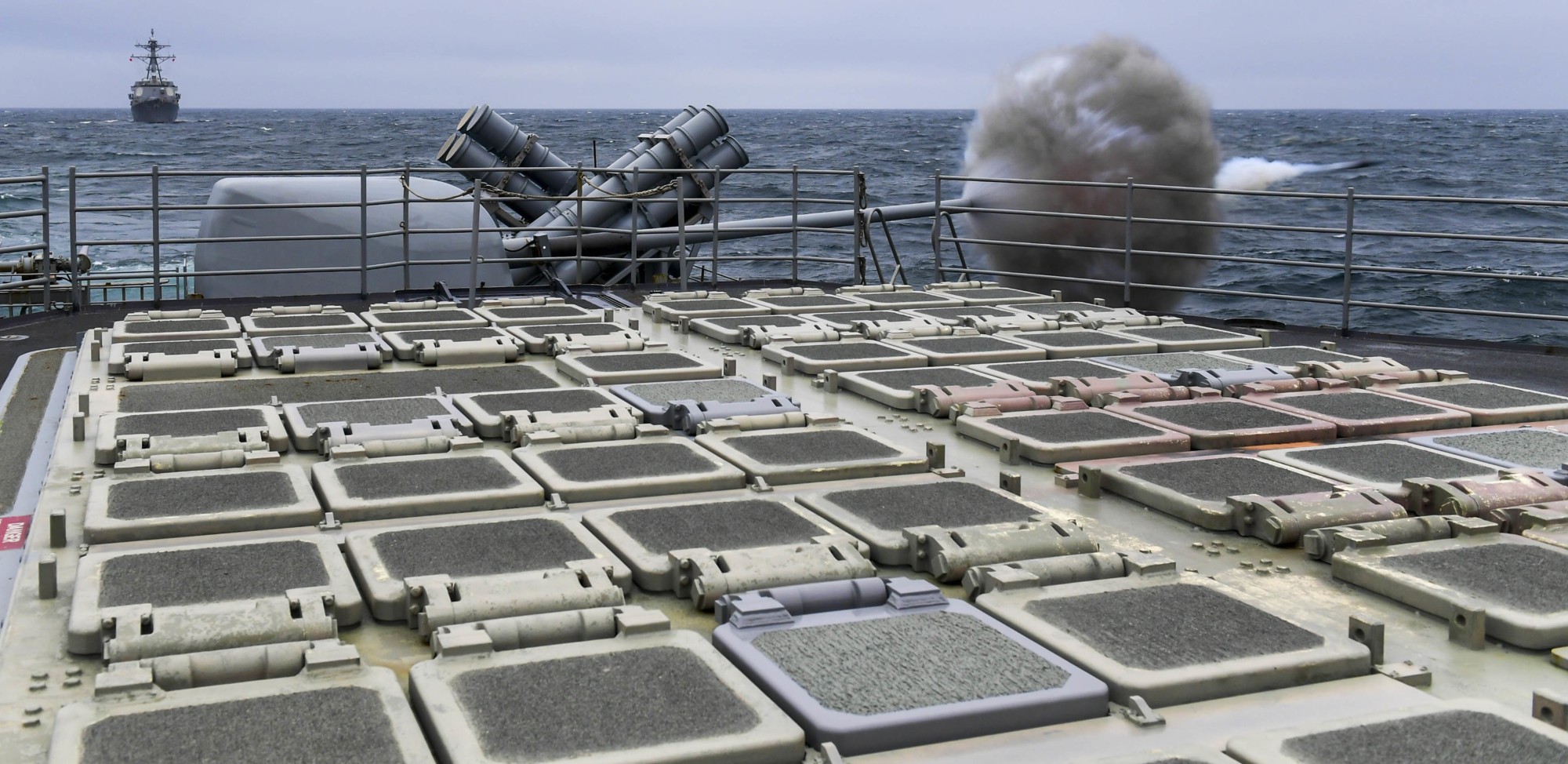 cg-60 uss normandy ticonderoga class guided missile cruiser aegis us navy mk.41 vls arctic ocean 84