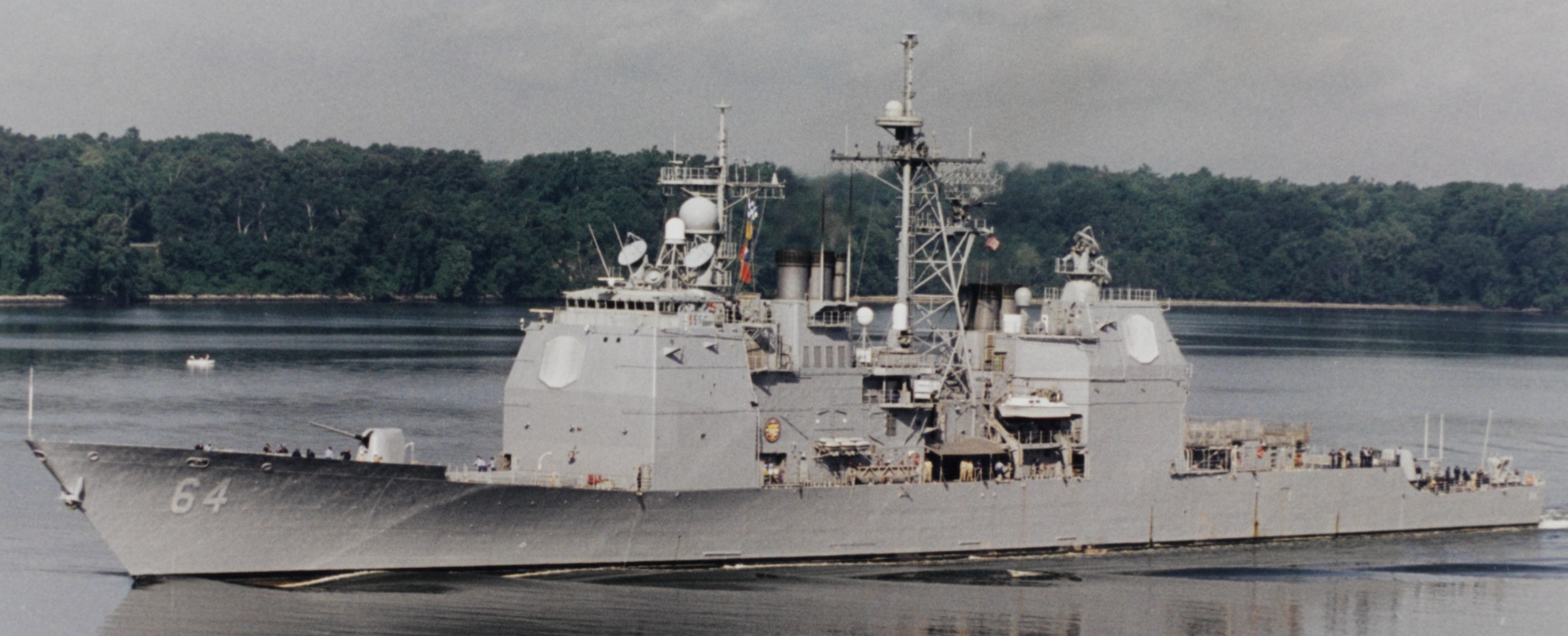 cg-64 uss gettysburg ticonderoga class guided missile cruiser aegis us navy 79