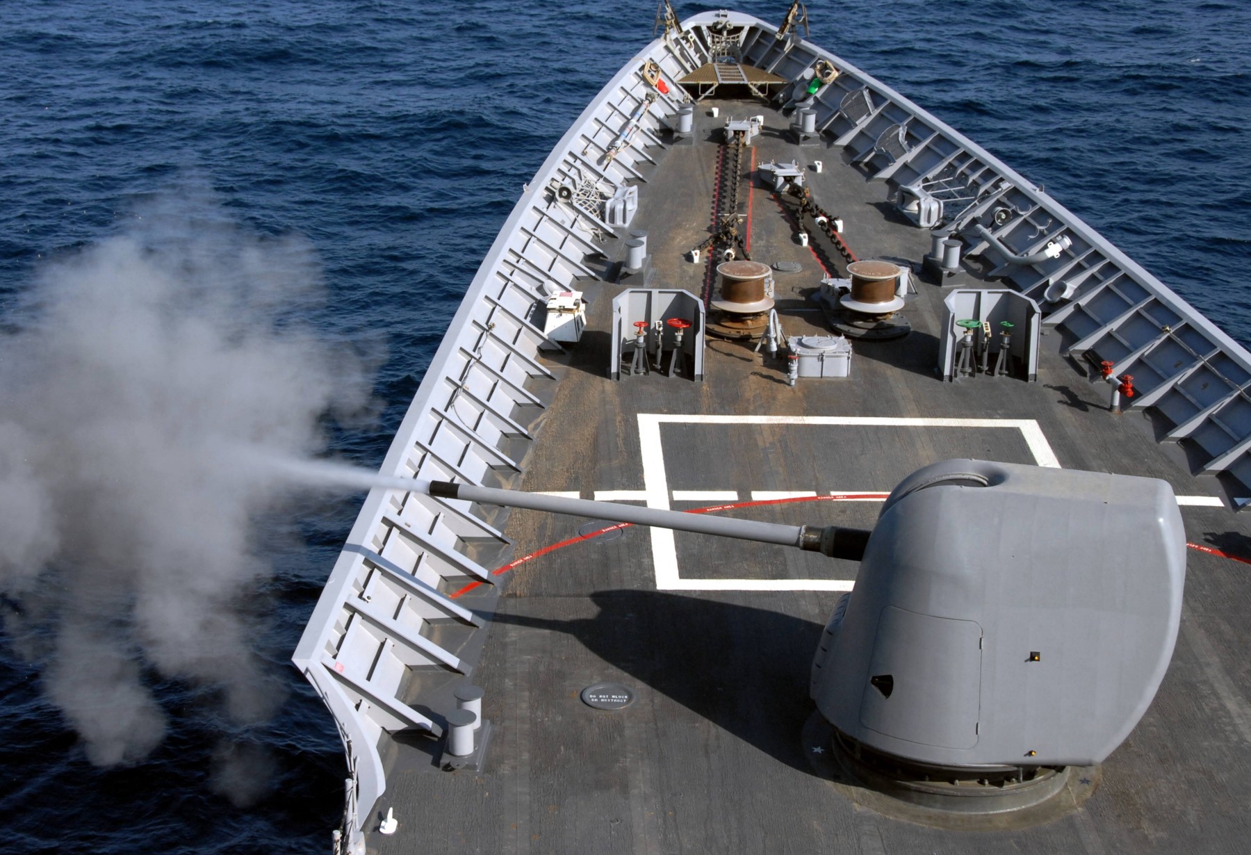 cg-65 uss chosin ticonderoga class guided missile cruiser aegis us navy mk.45 5-inches gun fire 25