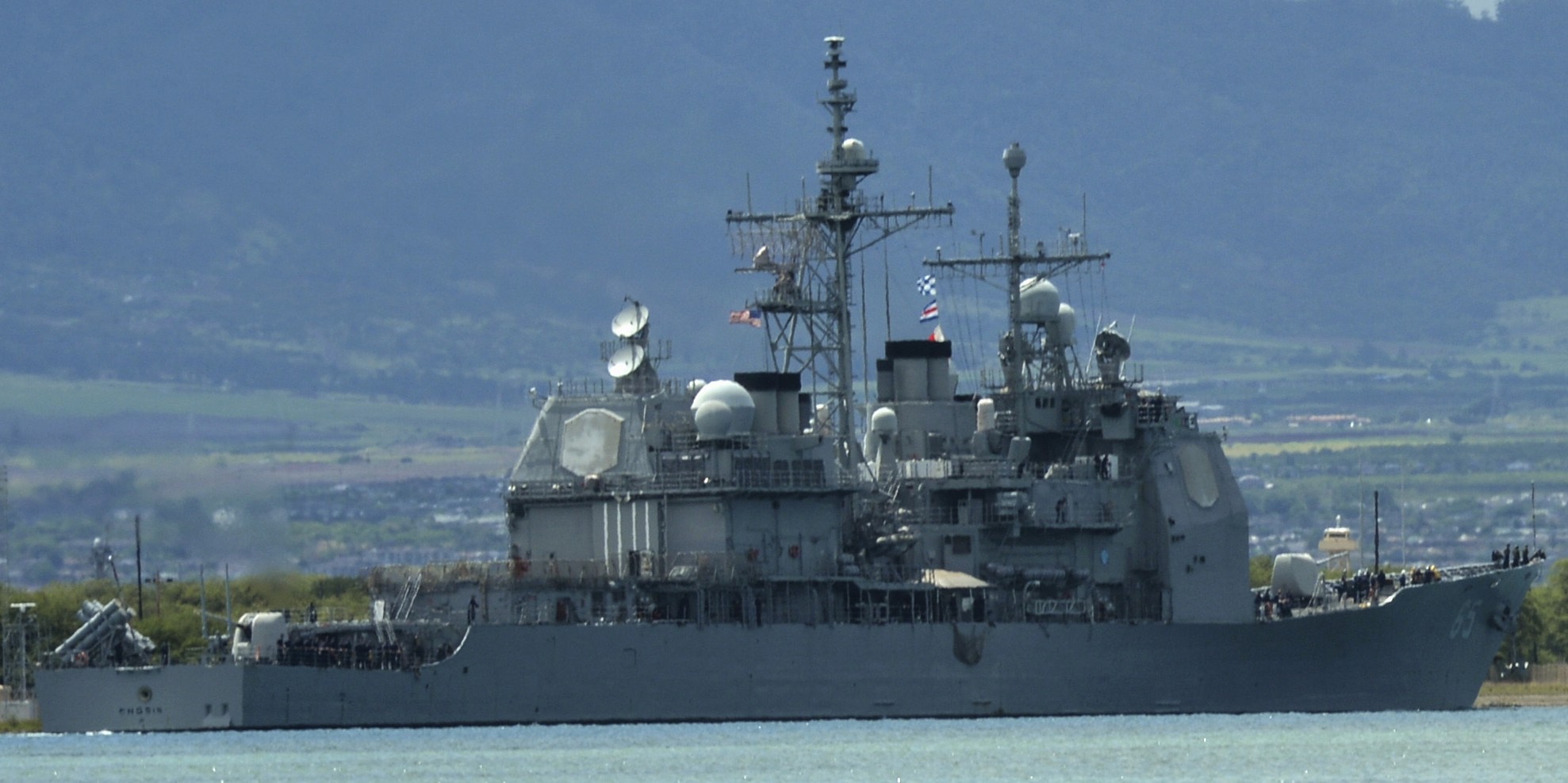 cg-65 uss chosin ticonderoga class guided missile cruiser aegis us navy 55