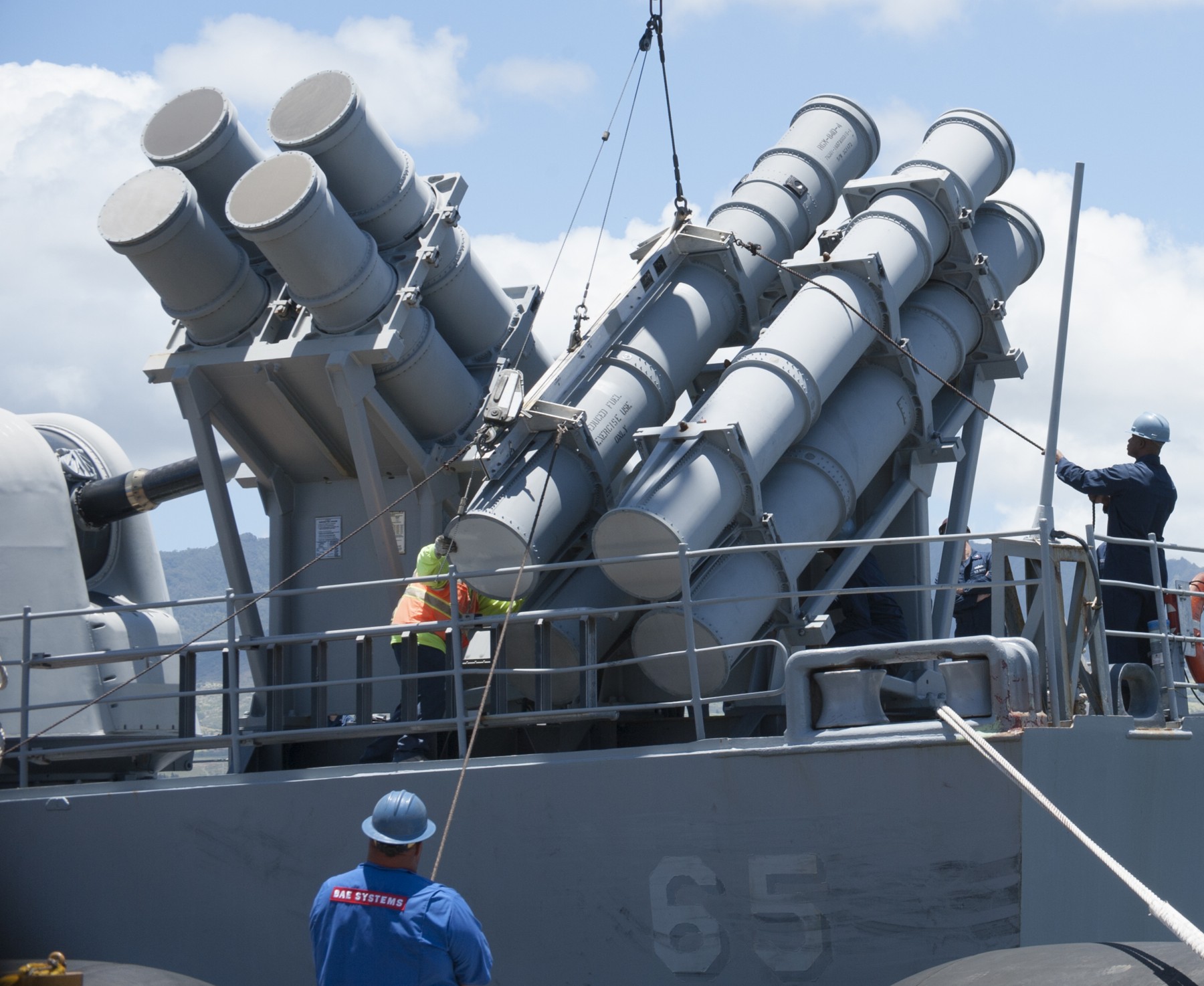 cg-65 uss chosin ticonderoga class guided missile cruiser aegis us navy mk.141 tube launcher rgm-84 harpoon ssm 58