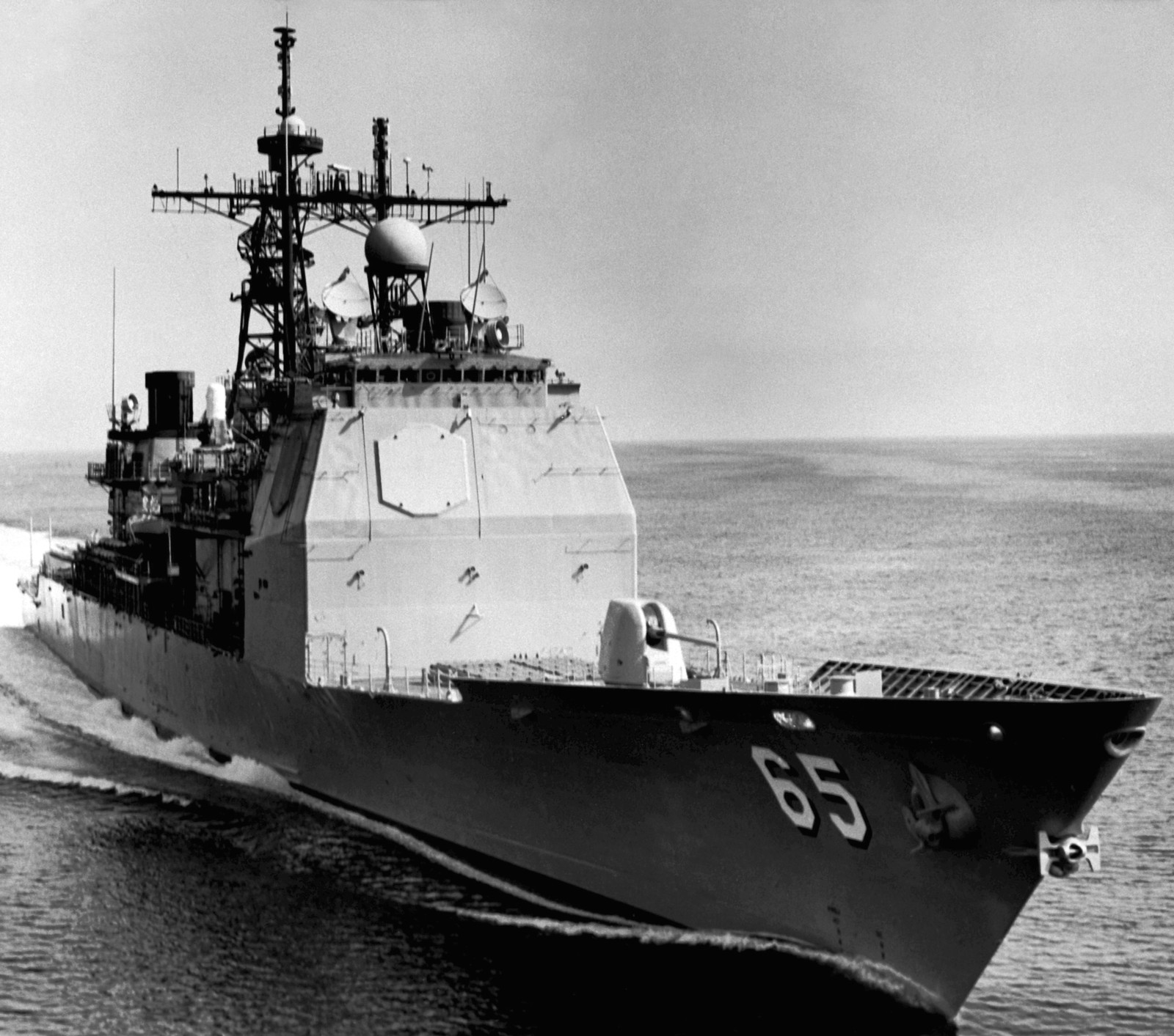 cg-65 uss chosin ticonderoga class guided missile cruiser aegis us navy sea trials 85