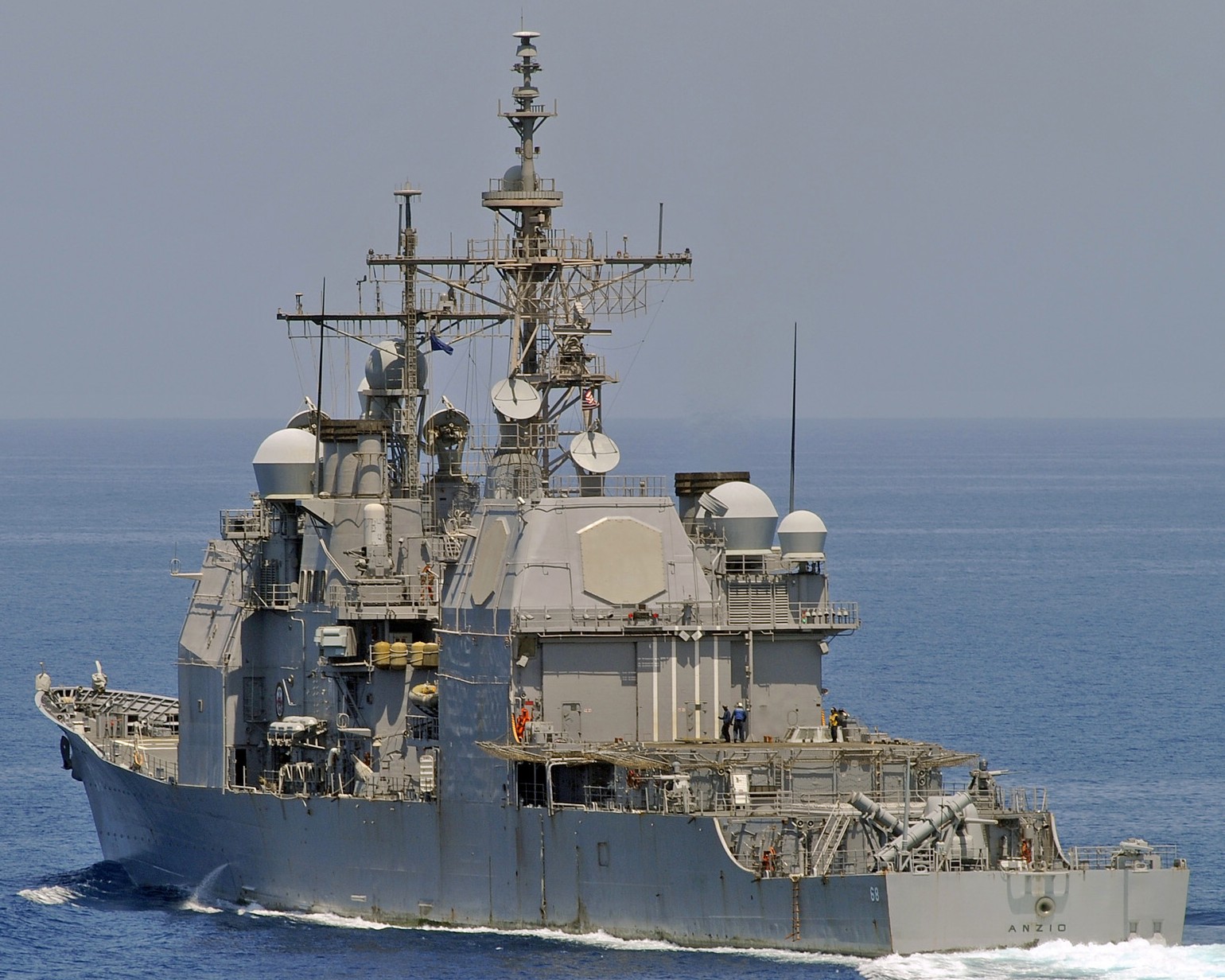 cg-68 uss anzio ticonderoga class guided missile cruiser aegis us navy gulf of aden 28