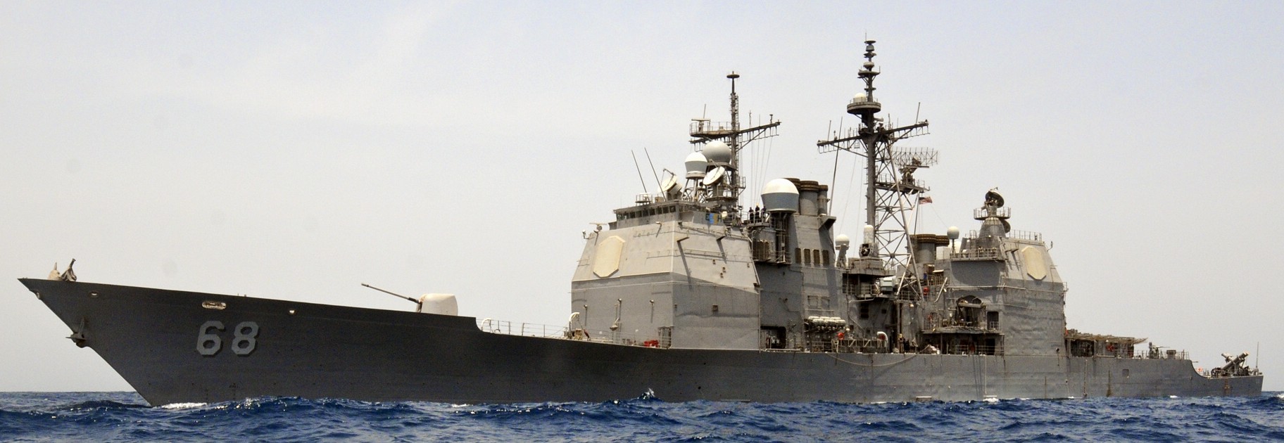 cg-68 uss anzio ticonderoga class guided missile cruiser aegis us navy 33 gulf of aden