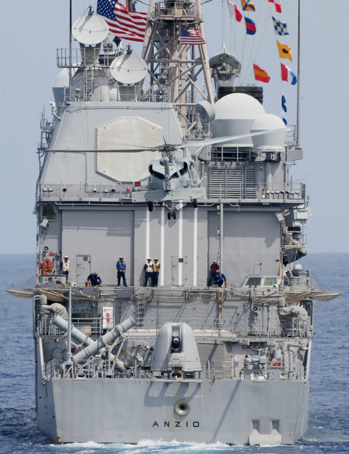 cg-68 uss anzio ticonderoga class guided missile cruiser aegis us navy 36 helicopter operations