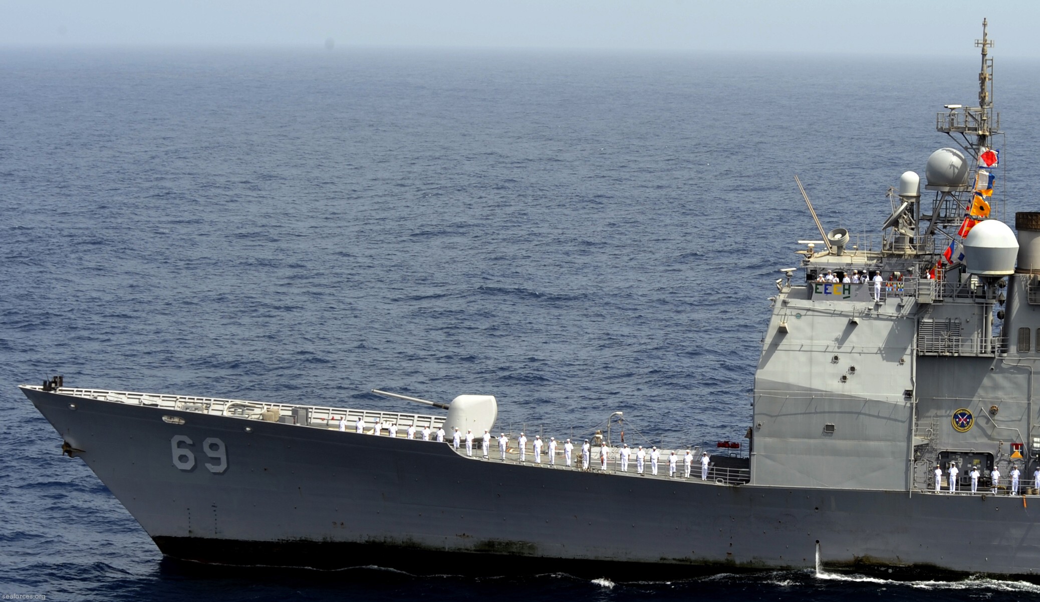 cg-69 uss vicksburg ticonderoga class guided missile cruiser us navy 30