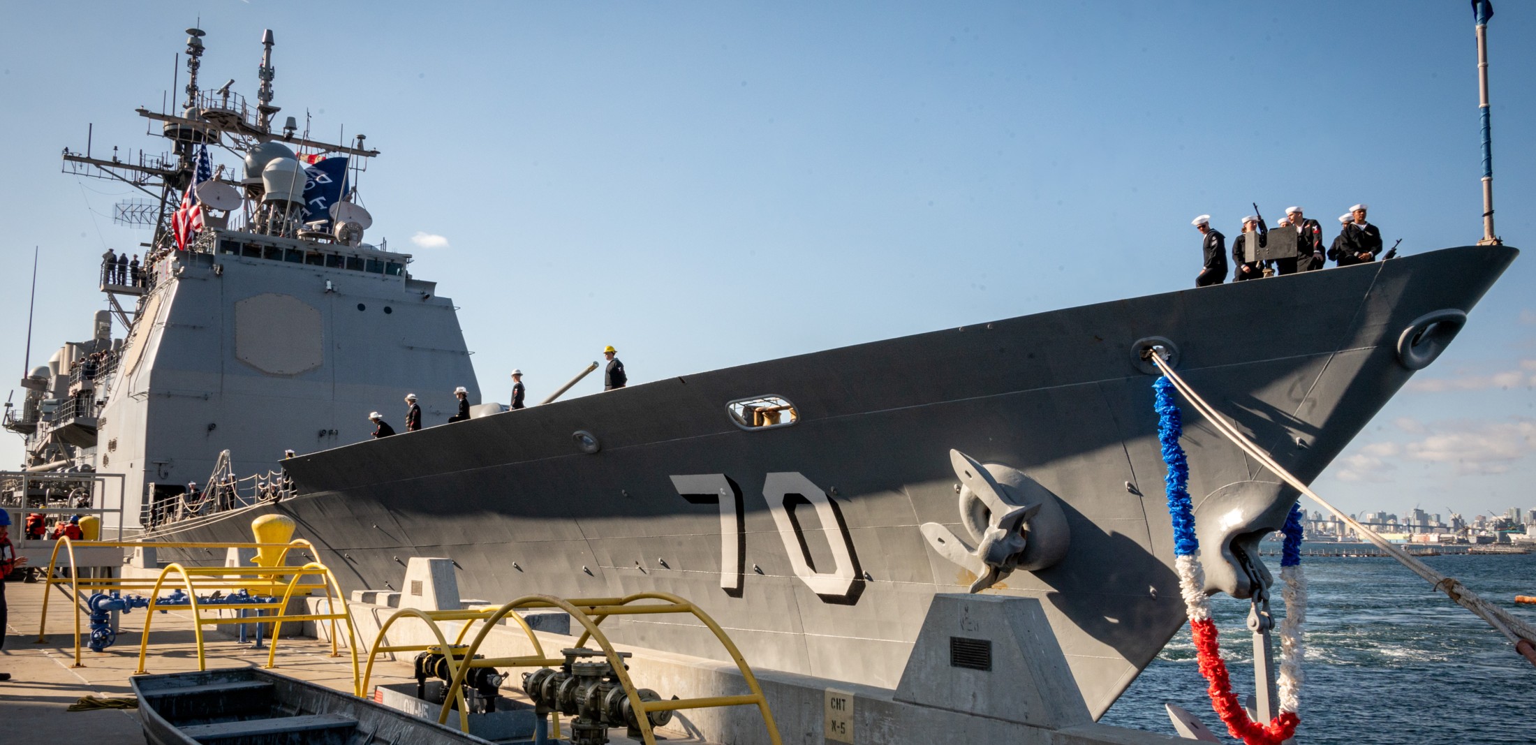 uss lake erie cg-70 guided missile cruiser us navy returning san diego 2025 144
