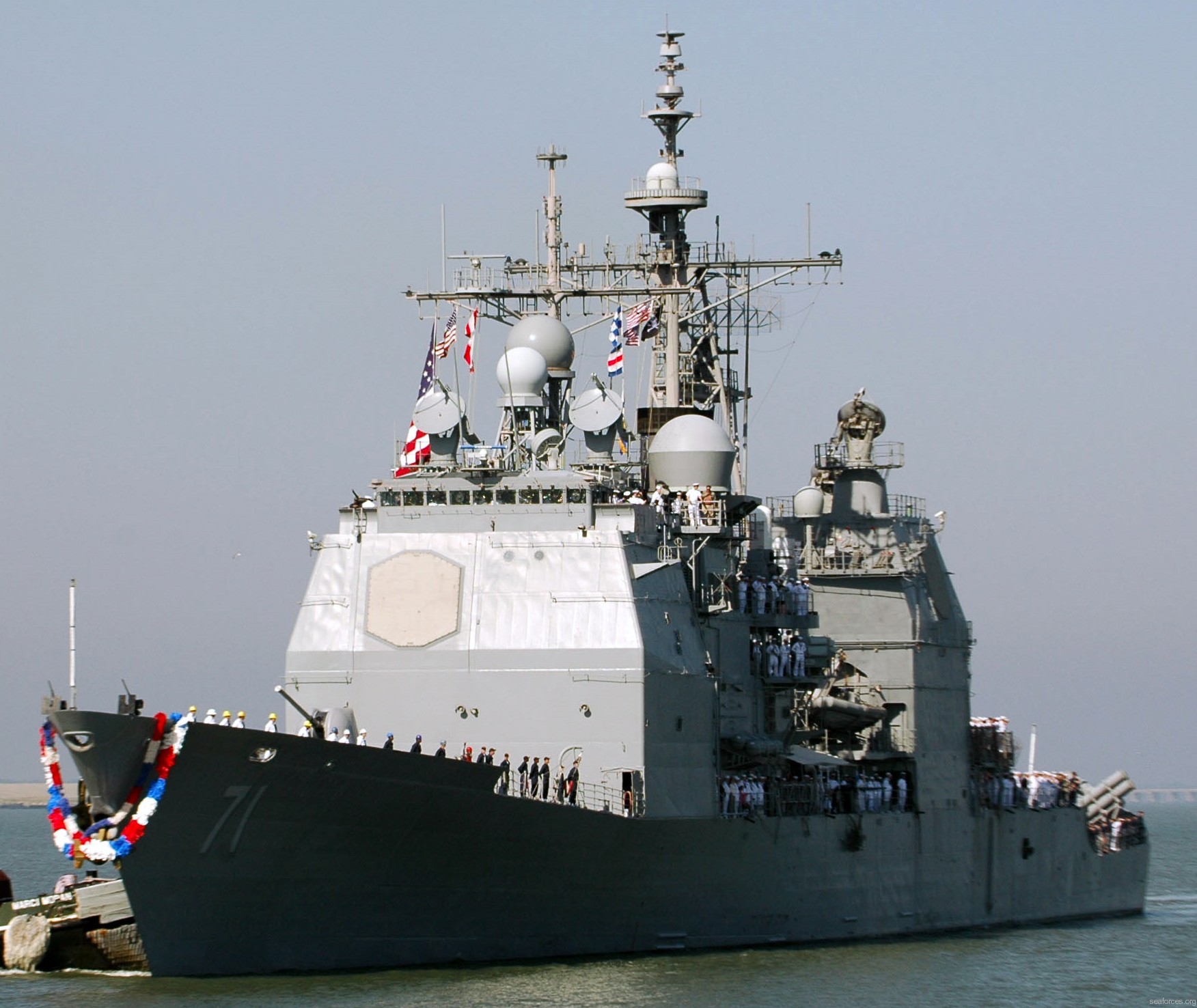 cg-71 uss cape st. george ticonderoga class guided missile cruiser us navy 60 naval station norfolk virginia