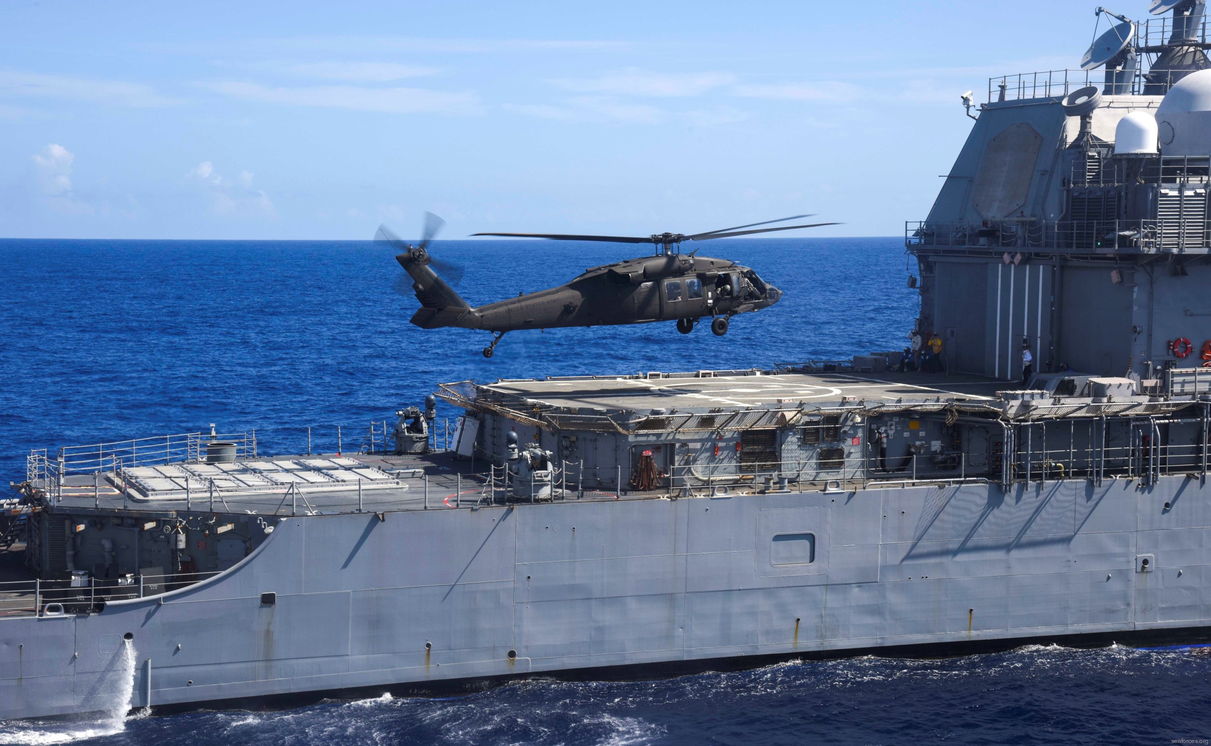 cg-73 uss port royal ticonderoga class guided missile cruiser navy 07 helicopter operations