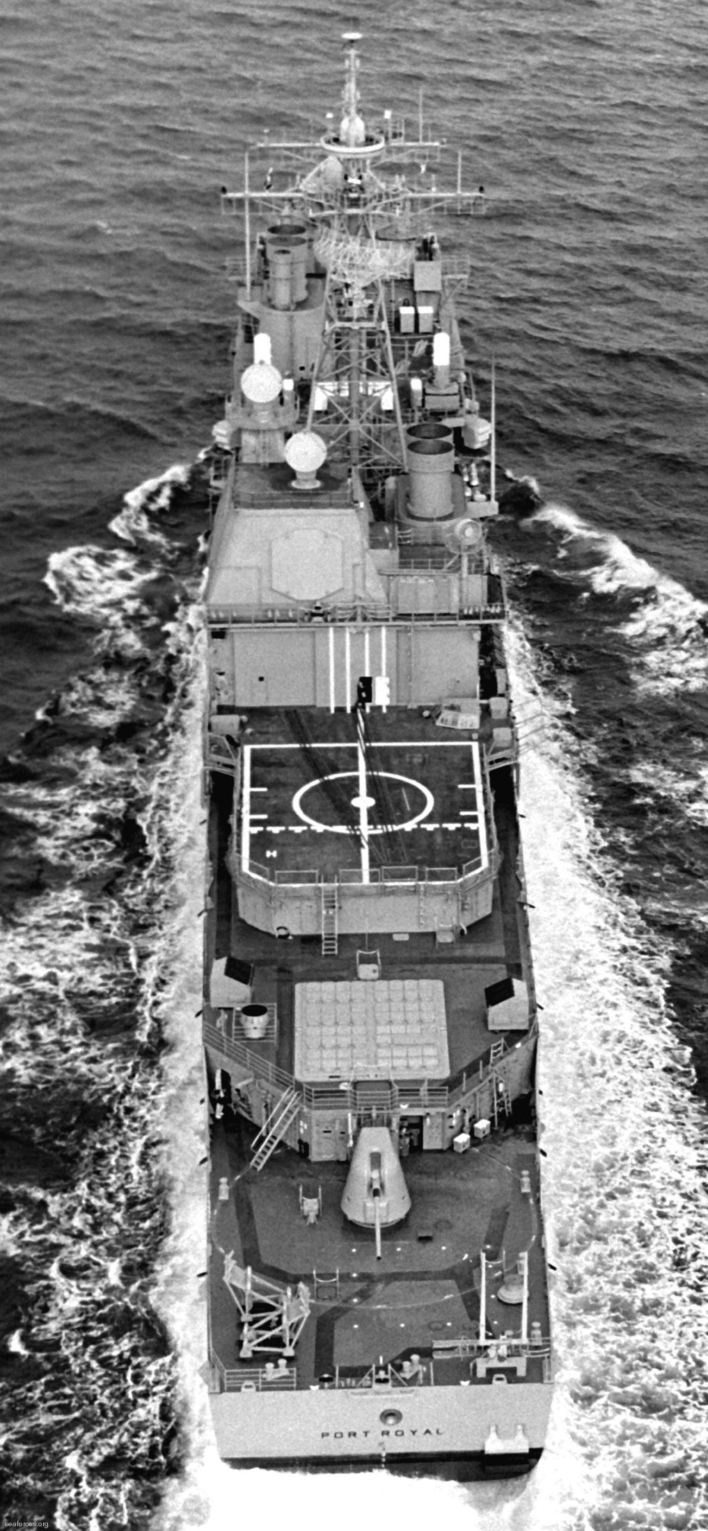 cg-73 uss port royal ticonderoga class guided missile cruiser navy 51