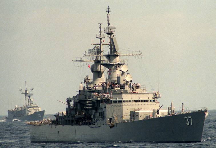 USS South Carolina CGN 37 - California class guided missile cruiser