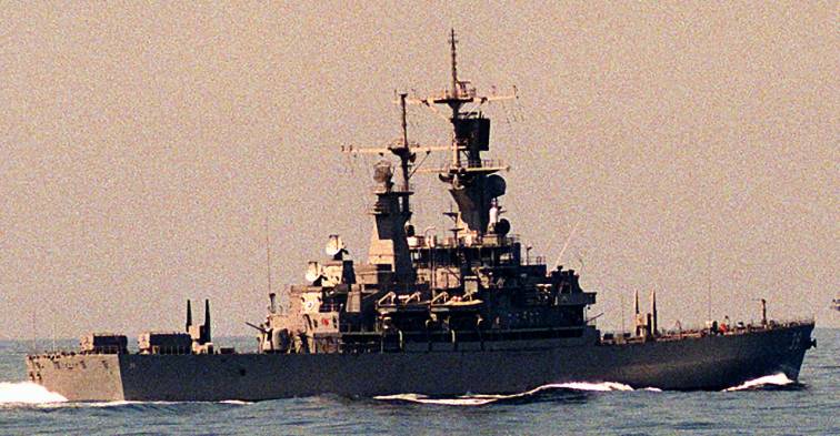 USS Texas CGN 39 - underway September 1988