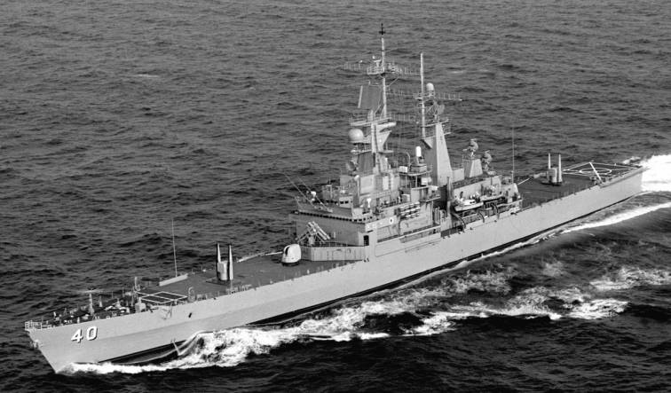 USS Mississippi CGN 40 underway 1984