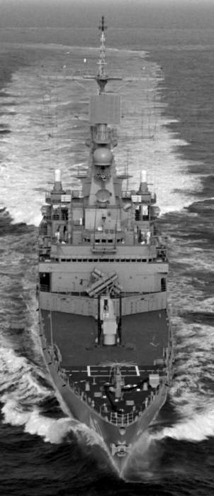 USS Mississippi CGN 40 underway 1984
