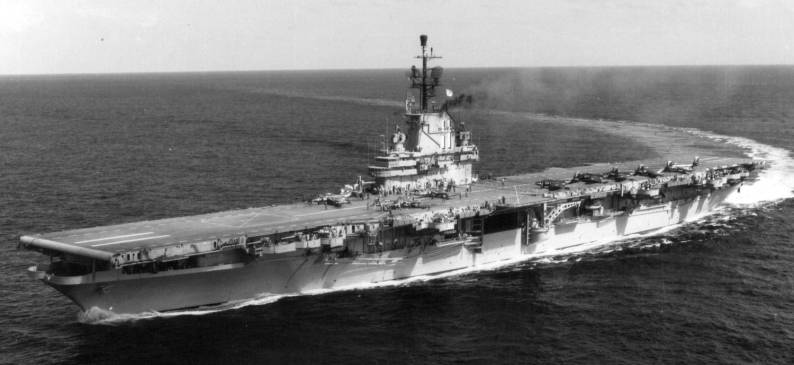 cv 11 uss independence essex class aircraft carrier us navy 1955