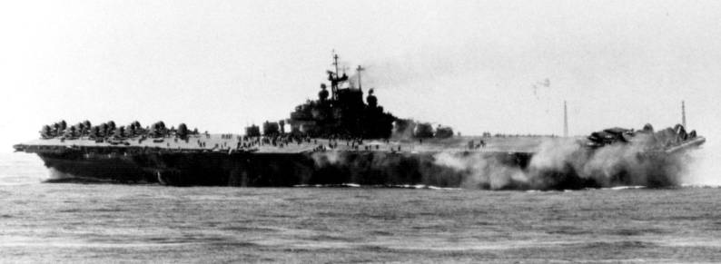 cv-11 uss intrepid aircraft carrier kamikaze attack 1945