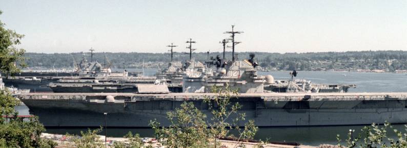 cva cvs-12 uss hornet essex class aircraft carrier us navy museum alameda
