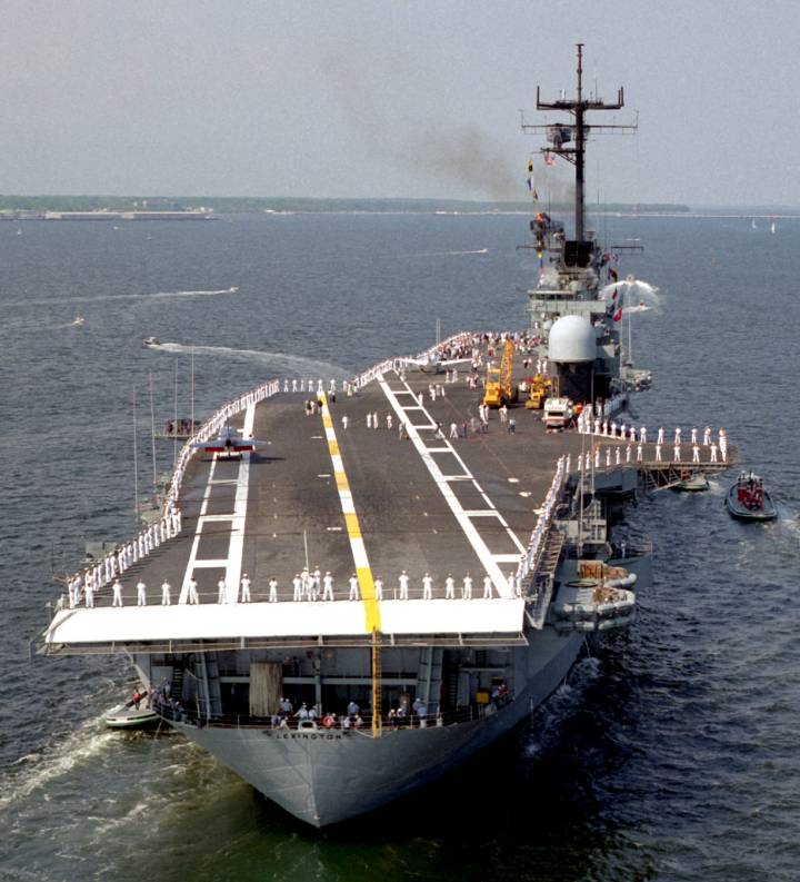 cv-16 uss lexington