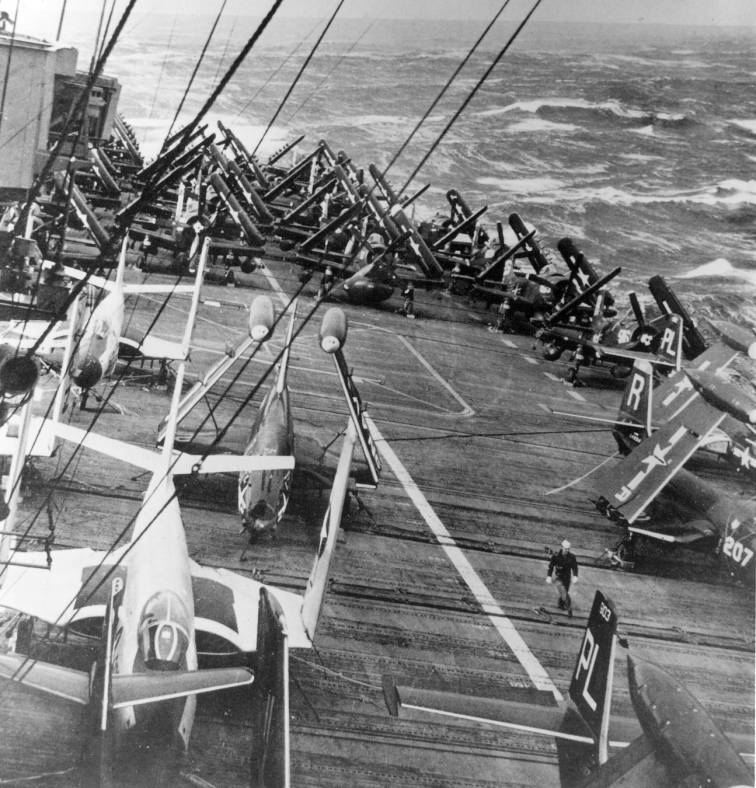cva 18 uss wasp carrier air group cvg-17
